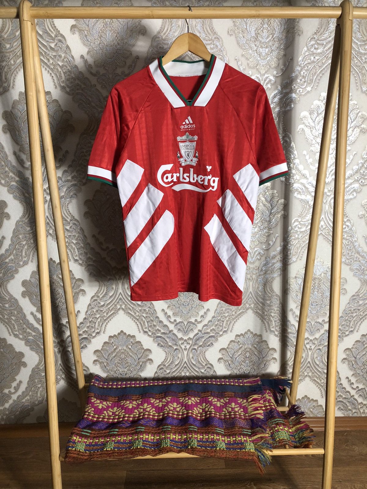 Vintage ADIDAS EQUIPMENT FC LIVERPOOL ENGLAND SOCCER JERSEY RETRO Size US L / EU 52-54 / 3 - 1 Thumbnail