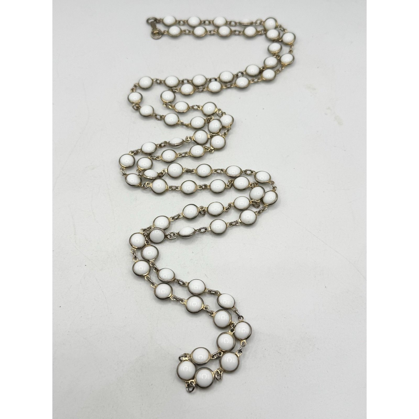 Vintage Vintage milk glass beaded chain necklace Size ONE SIZE - 4 Thumbnail