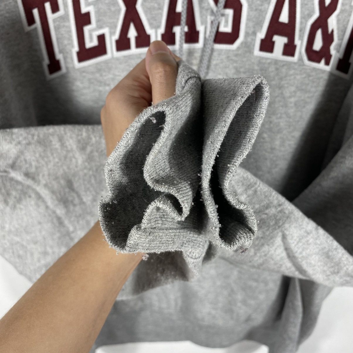 Champion Vintage CHAMPION Texas A&M Hoodie Pullover Medium Size Size US M / EU 48-50 / 2 - 4 Thumbnail