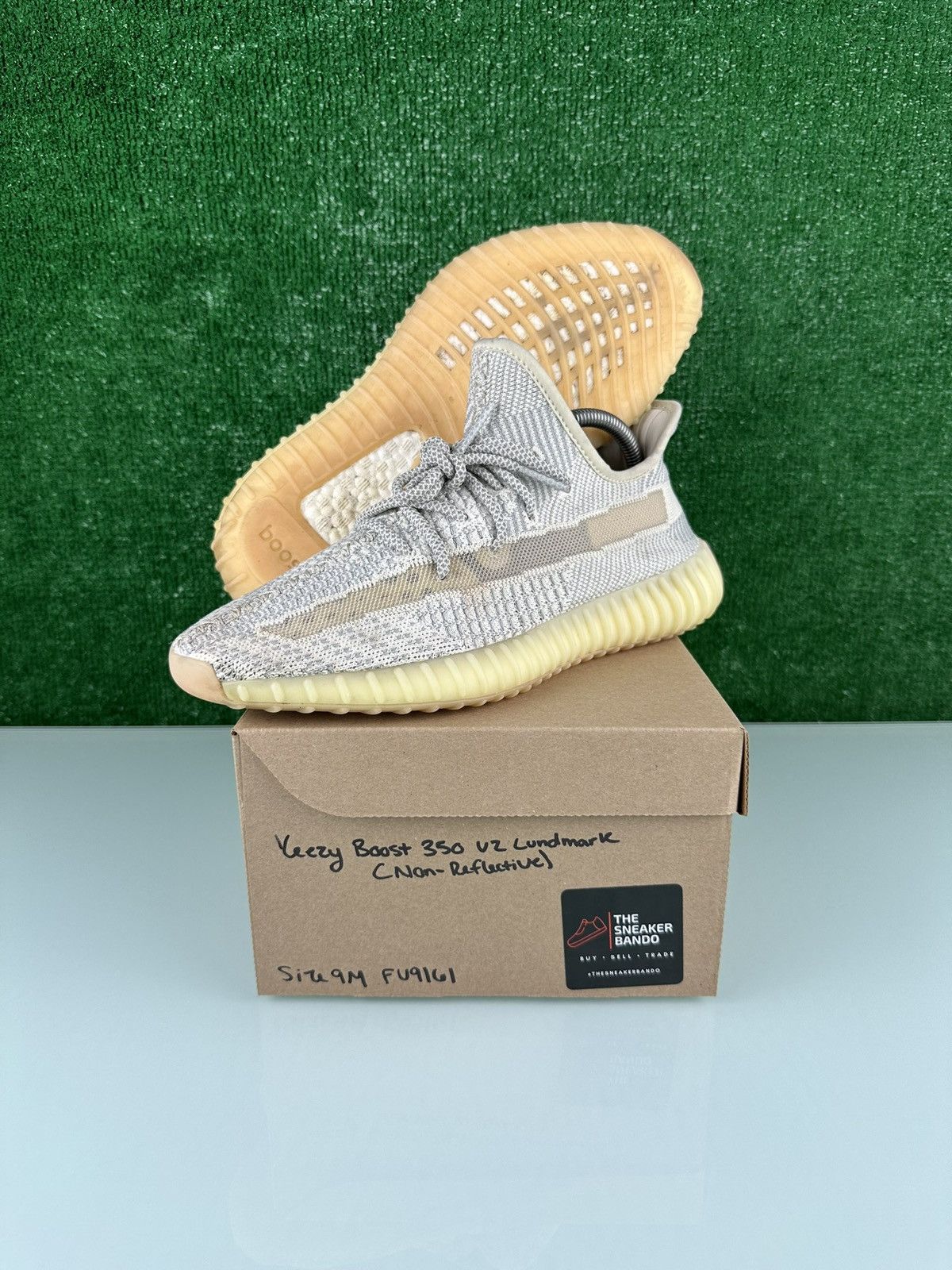 Yeezy Yeezy Boost 350 V2 Lundmark Non-Reflective Size 9 Size US 9 / EU 42 - 1 Thumbnail
