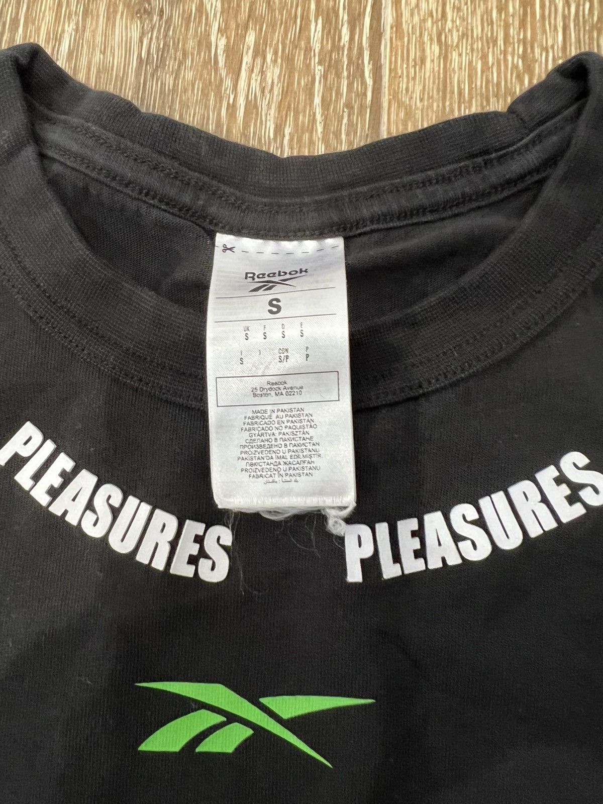 Pleasures Reebok x Pleasures "Not Guilty" tee Size US S / EU 44-46 / 1 - 3 Thumbnail