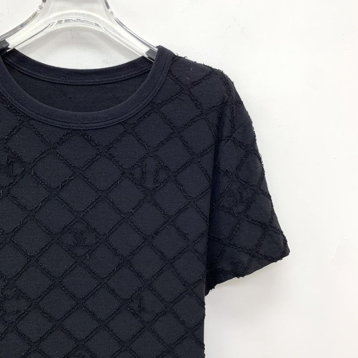 Chanel Chanel Black Quilted Double C Cotton Crew Neck T-shirt K26WX Size US M / EU 48-50 / 2 - 3 Thumbnail