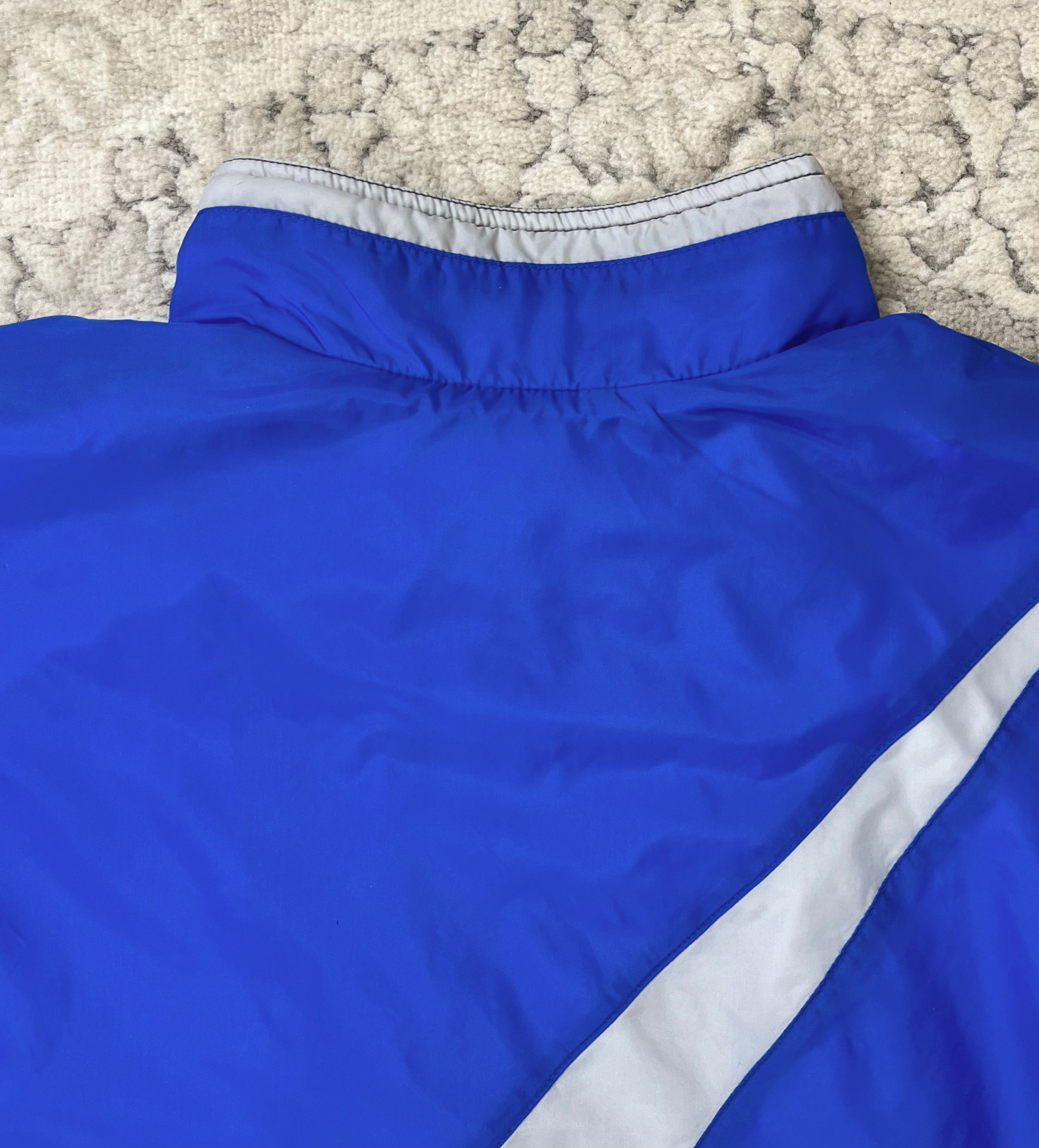 Nike Vintage 90s Nike Big Back Swoosh Windbreaker Light Jacket Size US XL / EU 56 / 4 - 17 Thumbnail