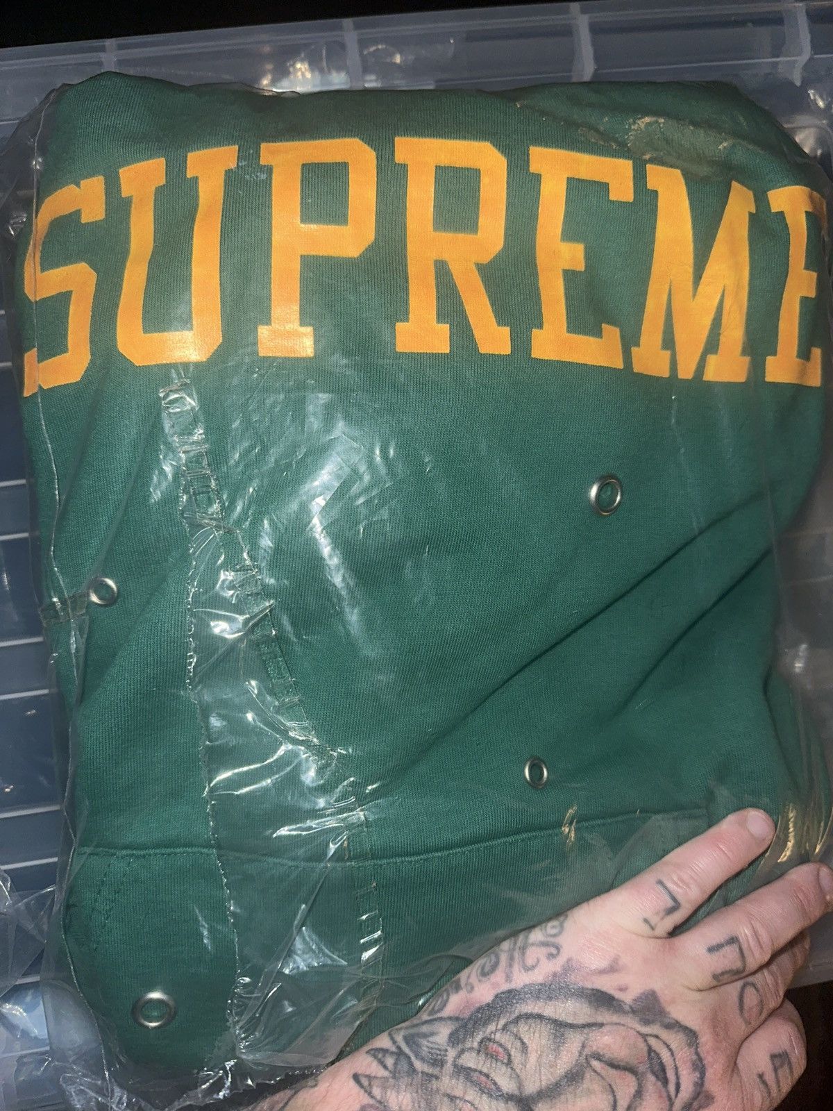 Supreme SUPREME “EYELET” HOODIE (Deadstock, medium) Size US M / EU 48-50 / 2 - 1 Thumbnail