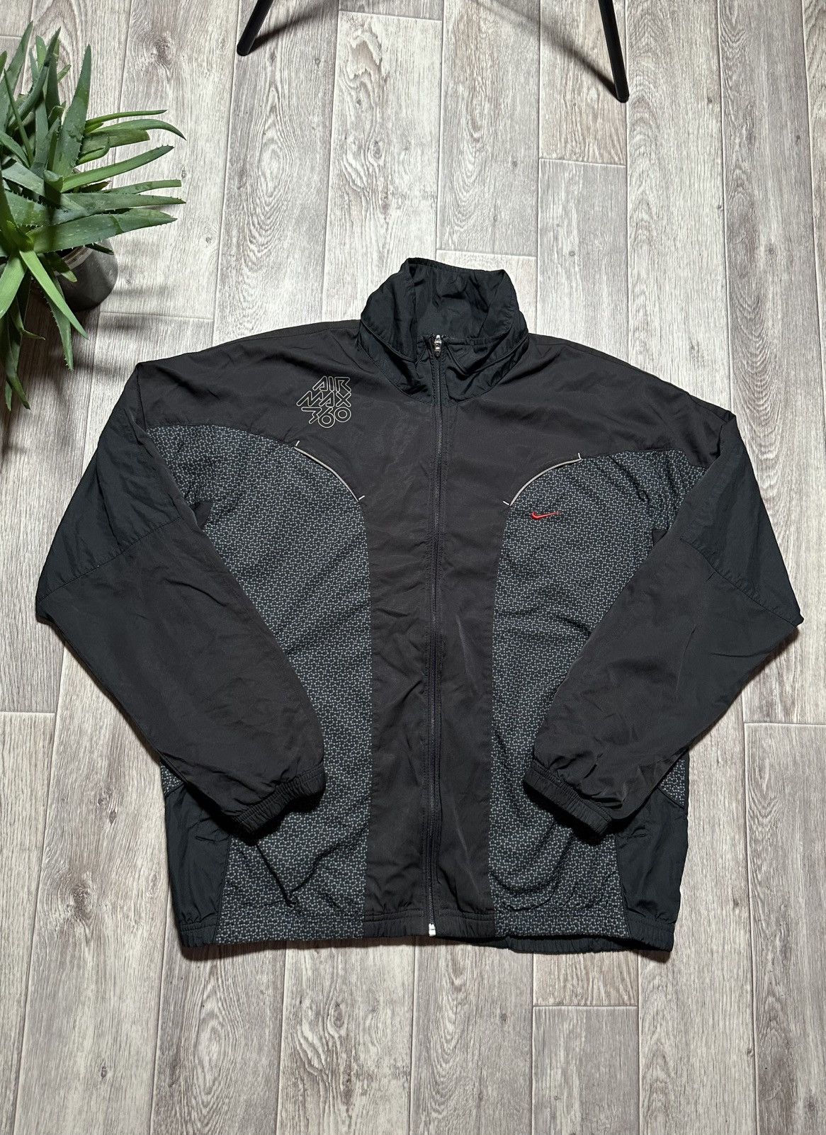 Nike Vintage Nike Air Max 360 Big Logo Jacket Drill Style y2k Size US L / EU 52-54 / 3 - 1 Thumbnail