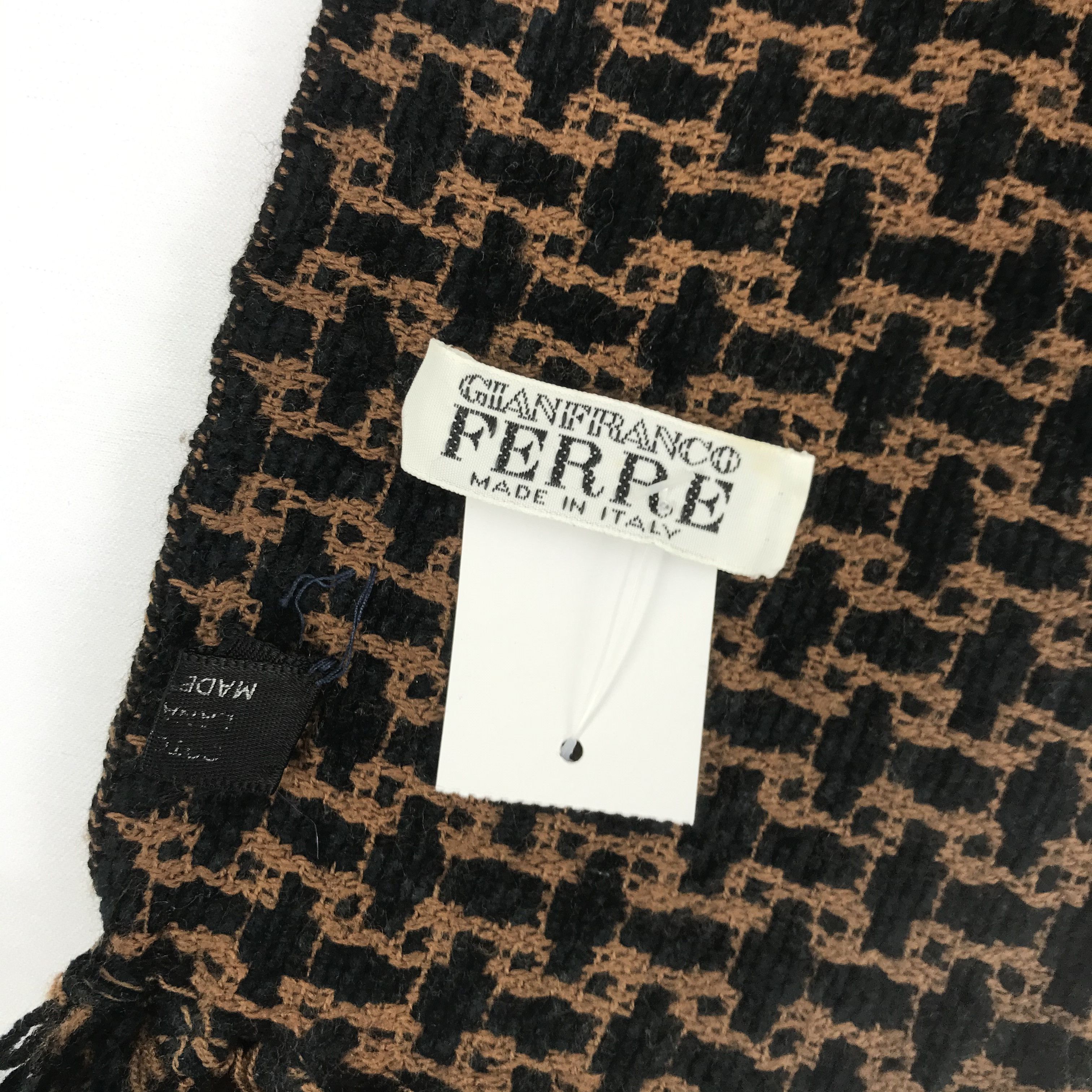 Gianfranco Ferre Gianfranco Ferre Scarf Muffler Wool Cashmere Scarves Size ONE SIZE - 4 Thumbnail