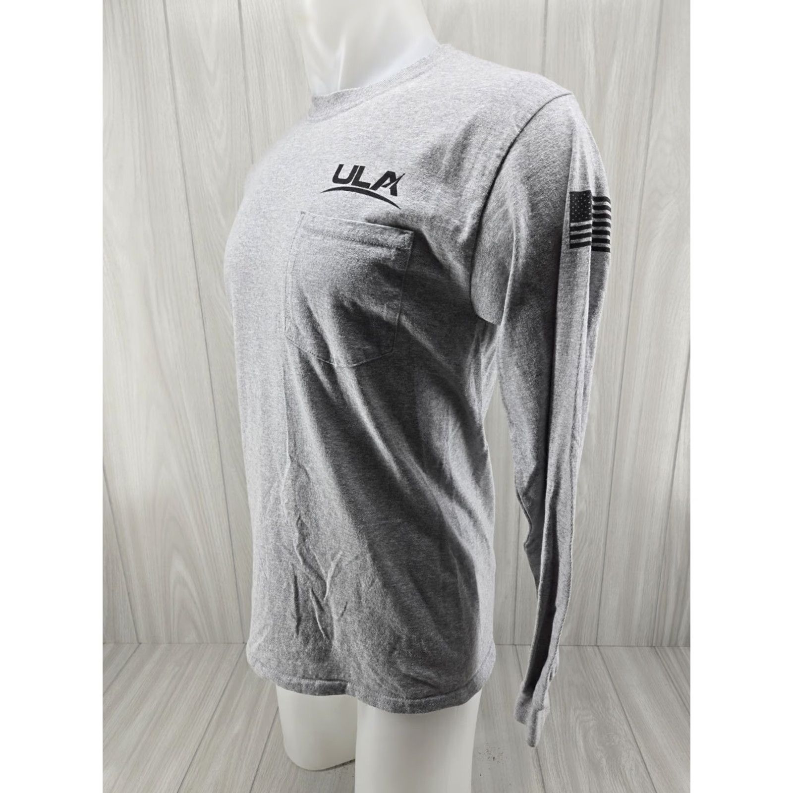 Gildan United Launch Alliance ULA Vulcan Centaur T Shirt Men’s Medium Long Sleeve Size US M / EU 48-50 / 2 - 3 Thumbnail