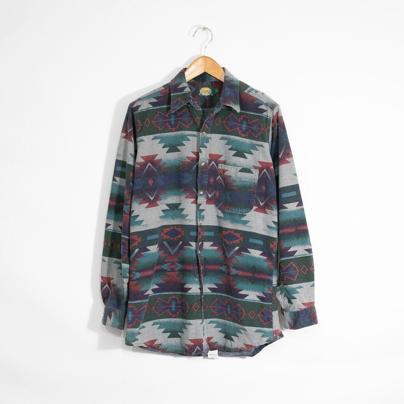 Vintage Vintage Cabelas Aztec Pattern Button Up Shirt Large Tall Size US L / EU 52-54 / 3 - 1 Thumbnail