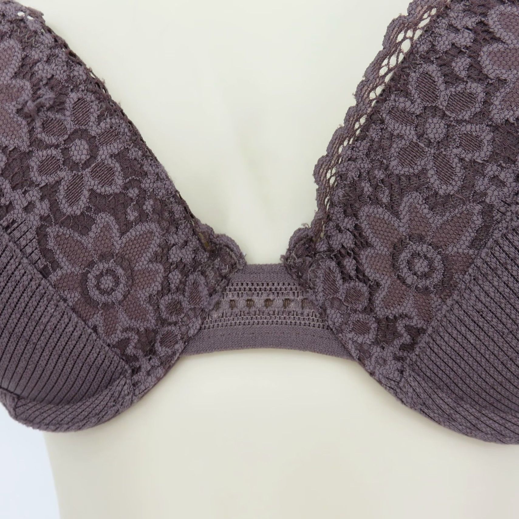 Vintage Adore Me Bra 36C Purple Push Up Underwire Padded Lace Size ONE SIZE - 3 Thumbnail