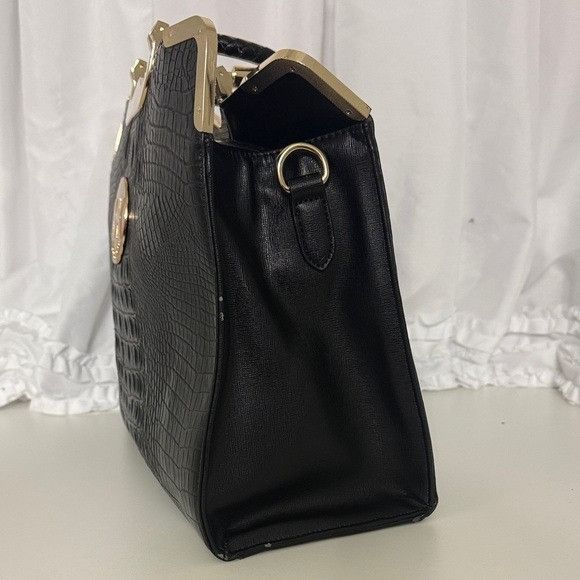 Other MK Dupe Black Croc Embossed Bag with Gold Accents Size ONE SIZE - 4 Thumbnail