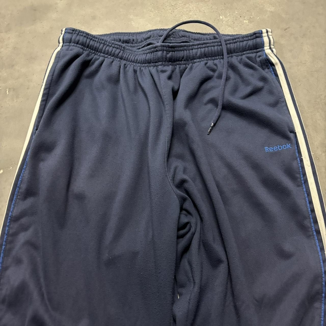 Japanese Brand × Vintage Crazy Vintage Y2K/2000s Baggy Navy Blue Striped Skater Essential Sweatpants! Size US 34 / EU 50 - 4 Thumbnail