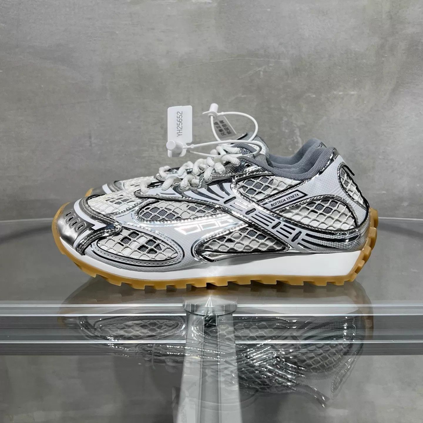 Bottega Veneta Bottega Veneta Orbit Silver 37 Sneakers Size US 6.5 / IT 36.5 - 3 Thumbnail