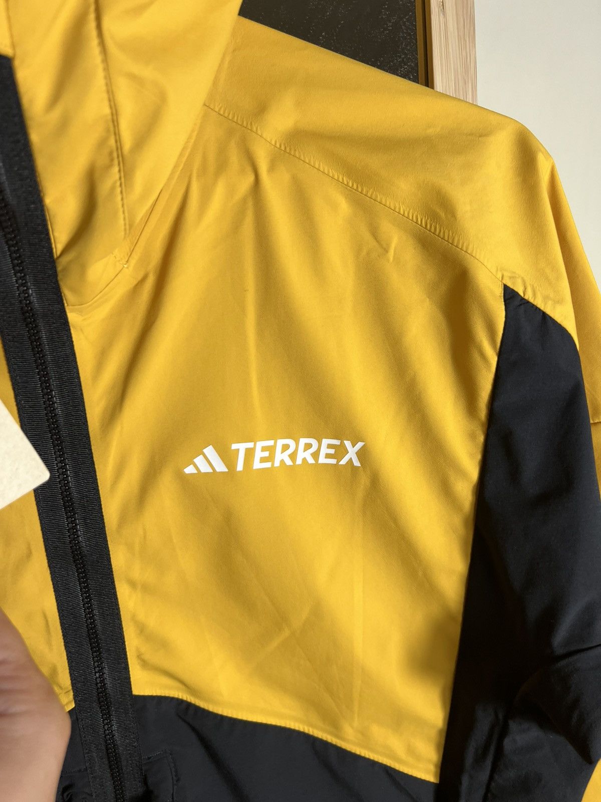 Adidas ADIDAS TERREX TRACK SOFTSHELL JACKET MEN Gore-Tex Gorpcore Size US M / EU 48-50 / 2 - 8 Thumbnail