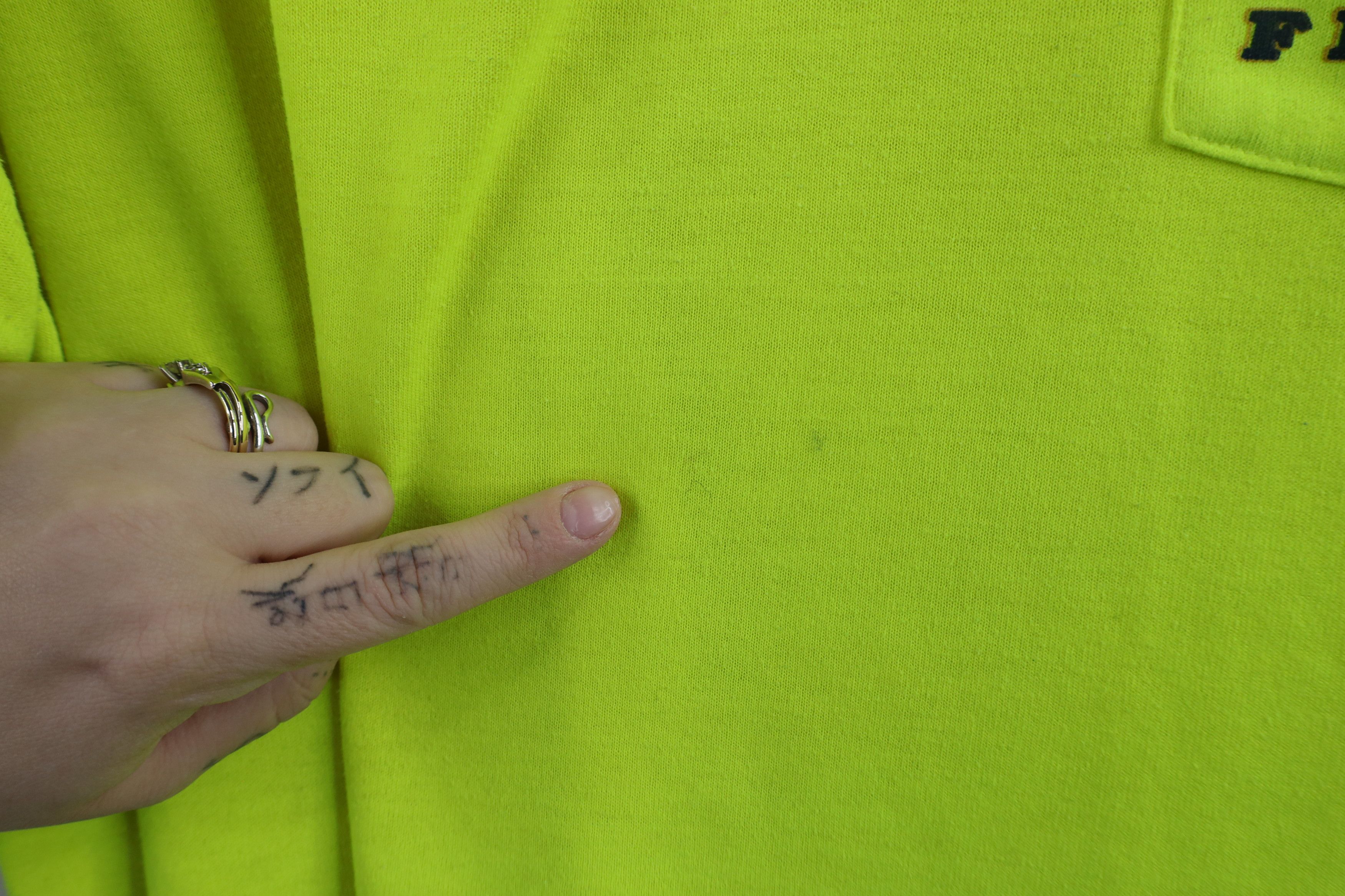 Vintage Vintage 90s Streetwear Florida Pocket T-Shirt Neon Yellow Size US XXL / EU 58 / 5 - 7 Thumbnail