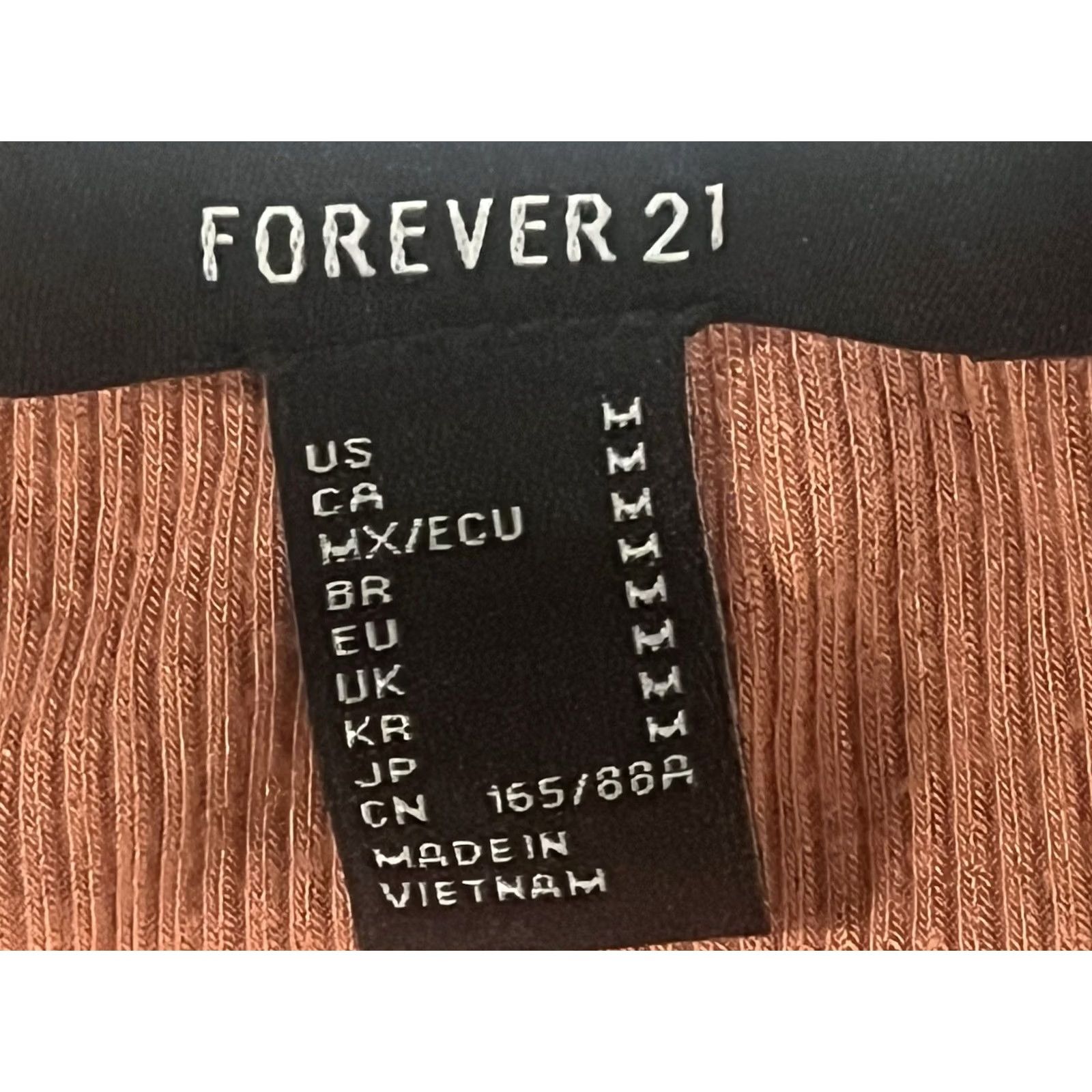 Forever 21 Forever 21 Bodycon Dress Womens Medium Red Short Sleeve Snap Front Ribbed Dress Length: Mini / Knee Length Depends on Size M Womens Size 32" / US 10 / IT 46 - 5 Thumbnail
