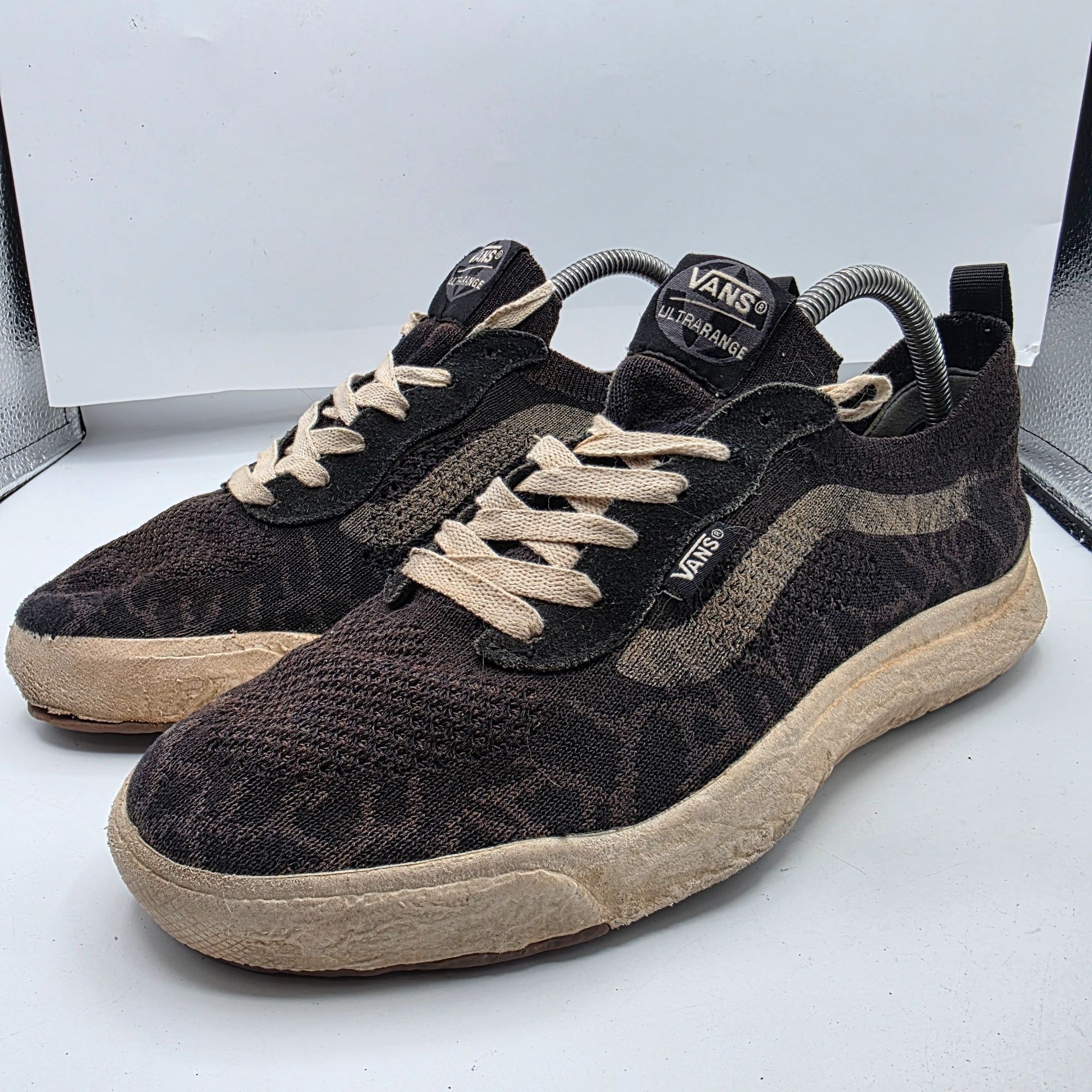 Vans Vans UltraRange VR3 Mens Size 10 Athletic Shoes Black Lightw Size US 10 / EU 43 - 3 Thumbnail
