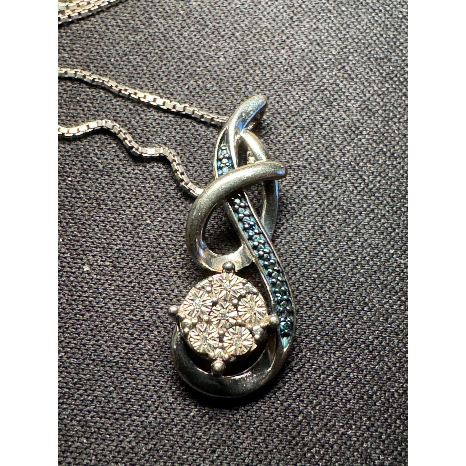 Other 925 Sterling Italy Diamond Small Chips Flower Necklace 18in Size ONE SIZE - 2 Thumbnail