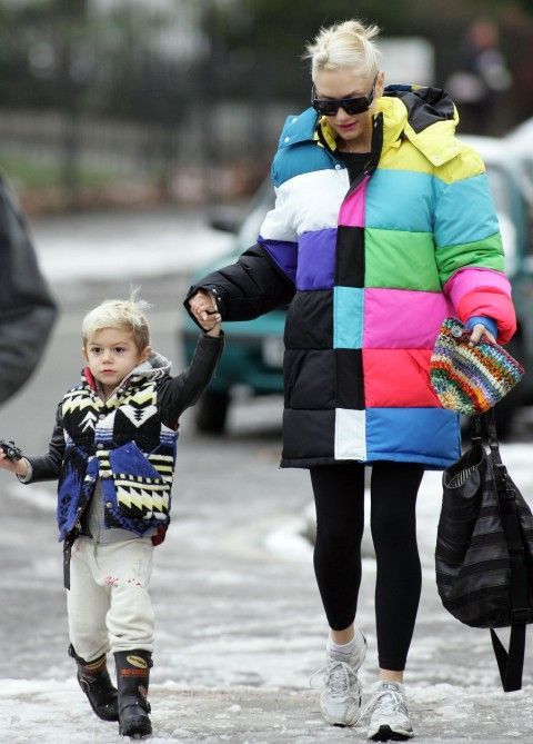 Jeremy Scott RARE! FW09 TV color bars puffer Size ONE SIZE - 1 Thumbnail