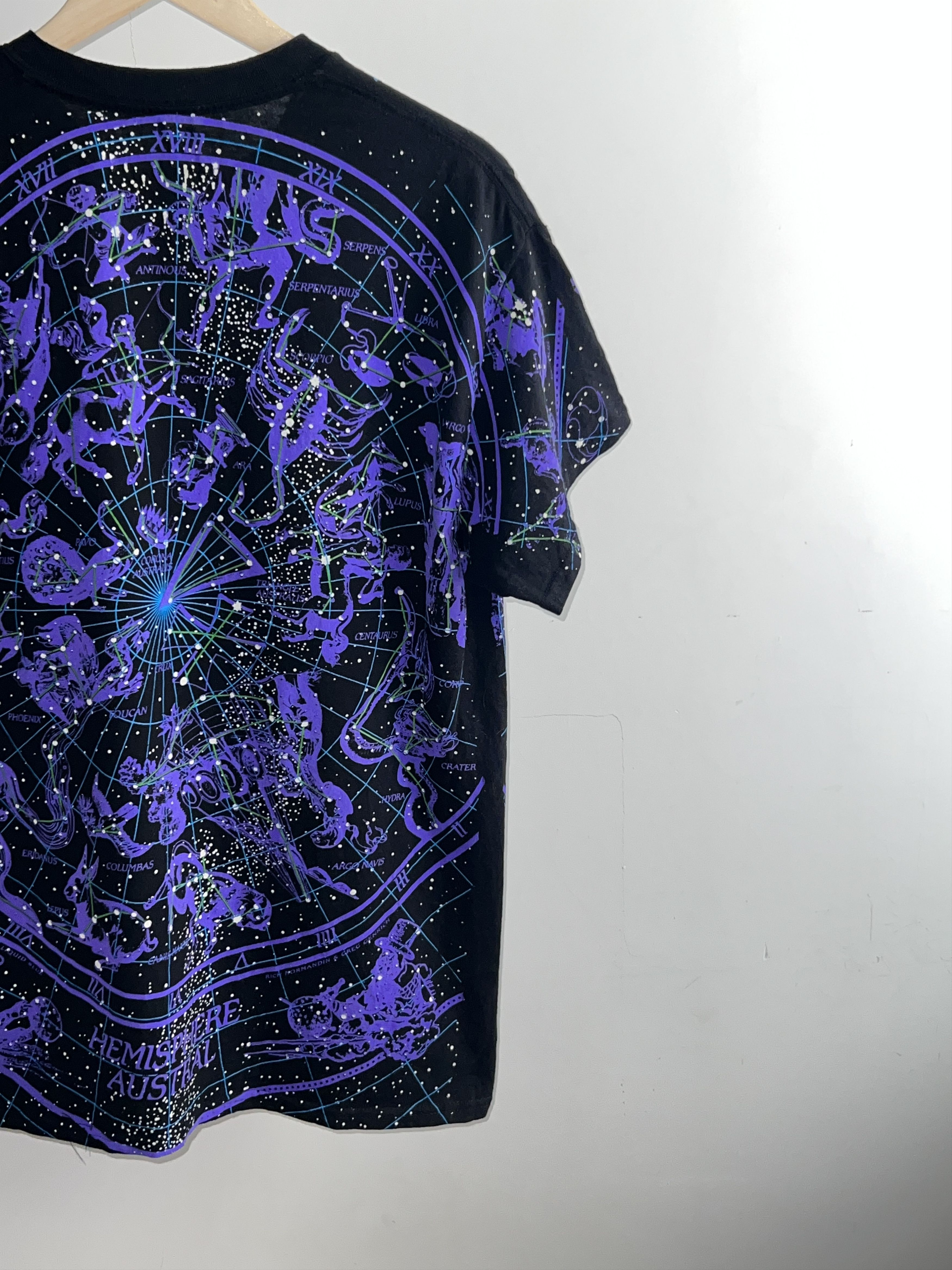 Band Tees Vintage 1993 Liquid Blue AOP Constellation Horoscope Cosmos Size US L / EU 52-54 / 3 - 3 Thumbnail