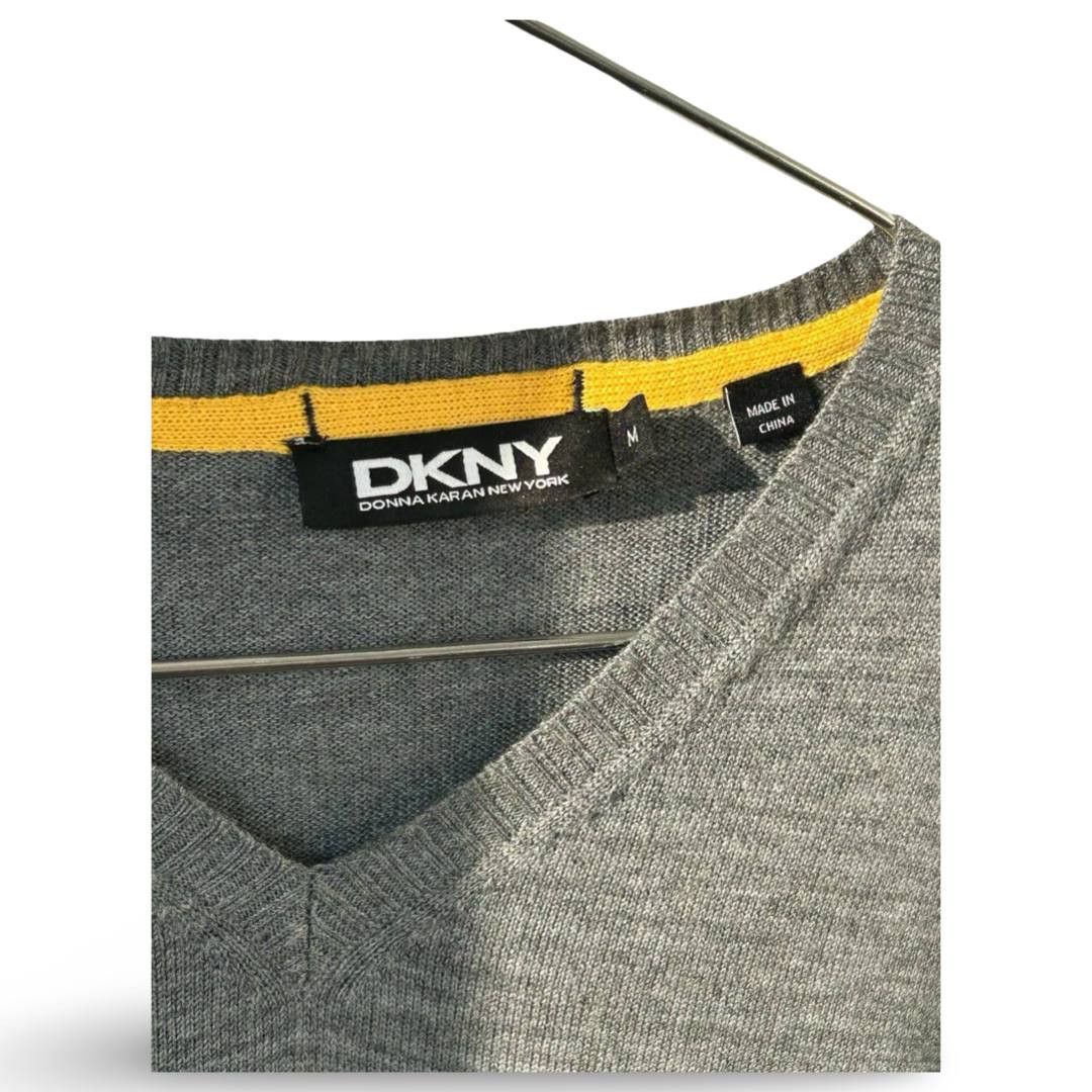 DKNY DKNY wool sweater #816 Size US M / EU 48-50 / 2 - 2 Thumbnail