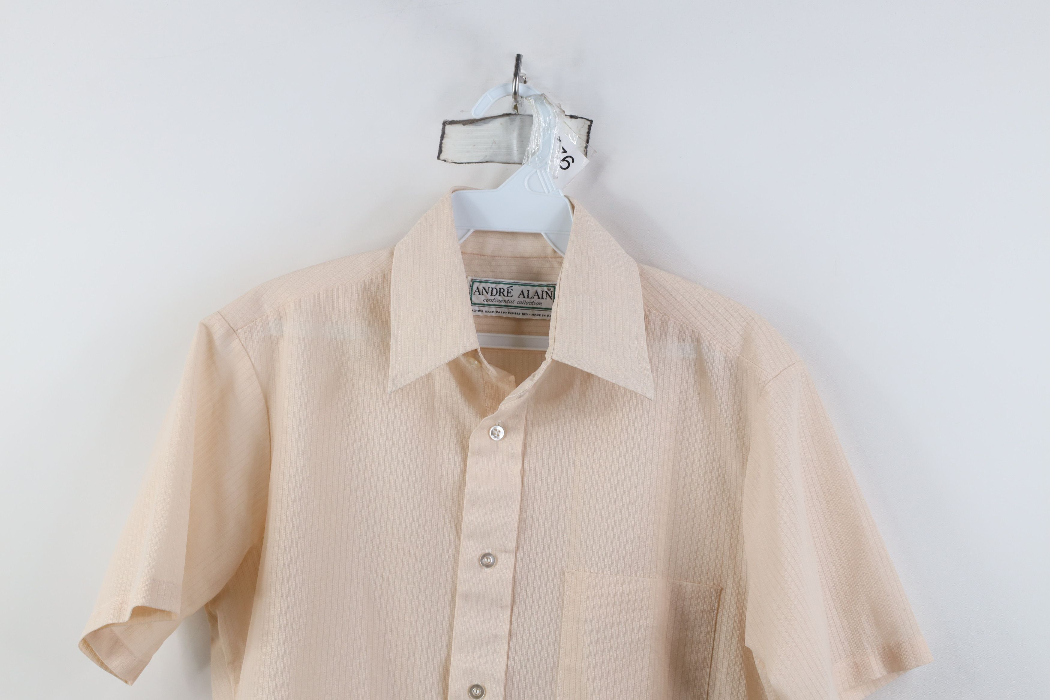 Vintage Vintage 70s Streetwear Knit Short Sleeve Button Shirt USA Size US S / EU 44-46 / 1 - 2 Thumbnail