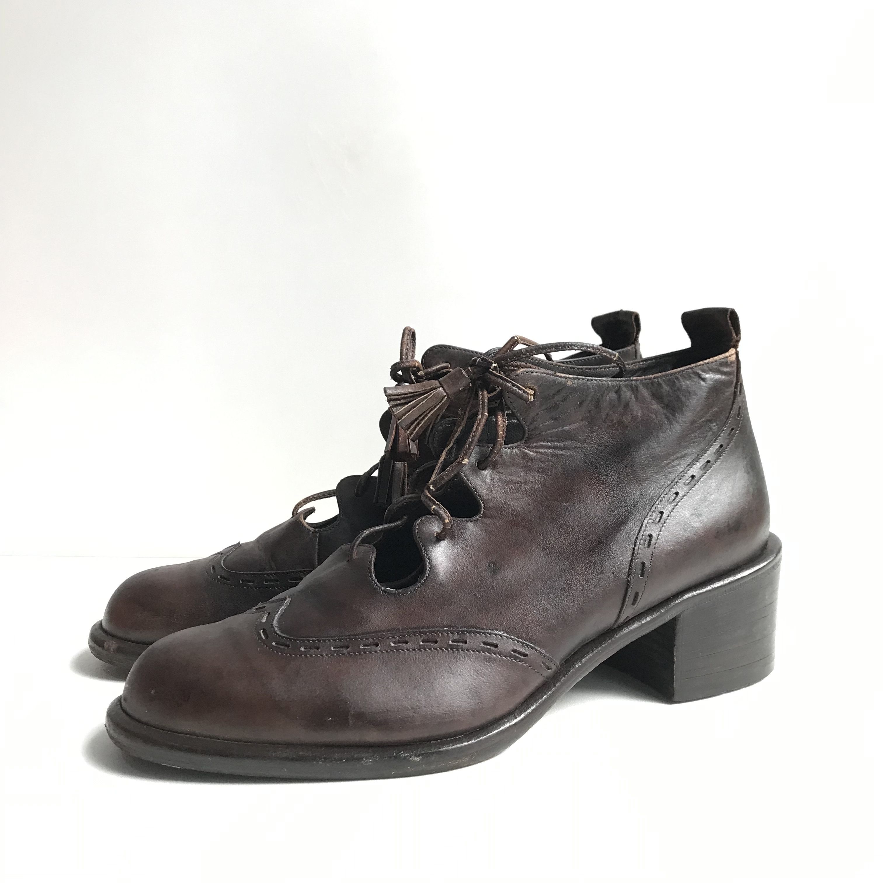 Fendi Vintage Fendi boots wingtip brogues lace up High Heels Size US 5 / EU 37 - 3 Thumbnail