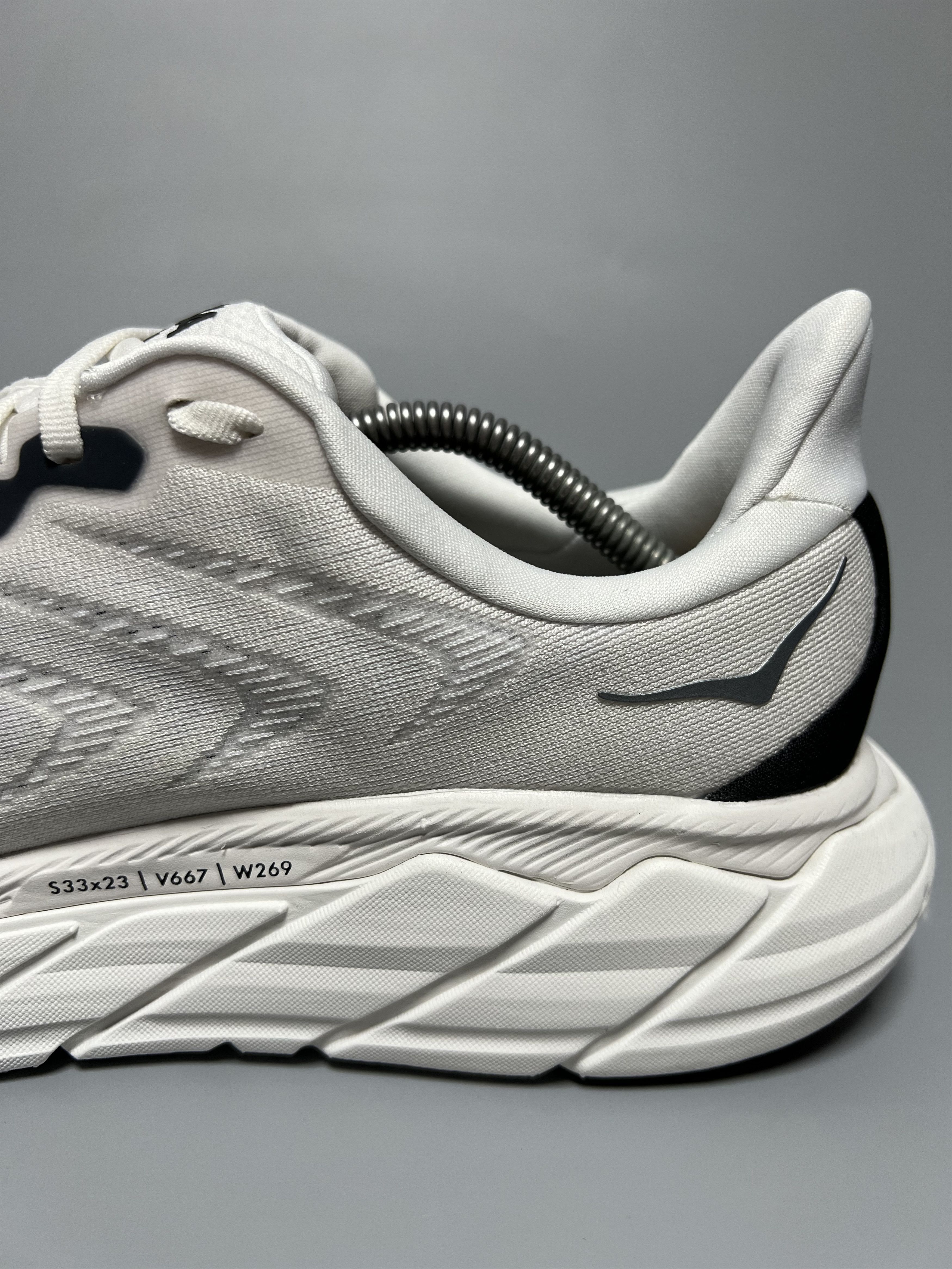 Hoka 9.5 EE Hoka One One Arahi 6 Wide Running Shoes 1123196-BDBSW Size US 9.5 / EU 42-43 - 11 Thumbnail