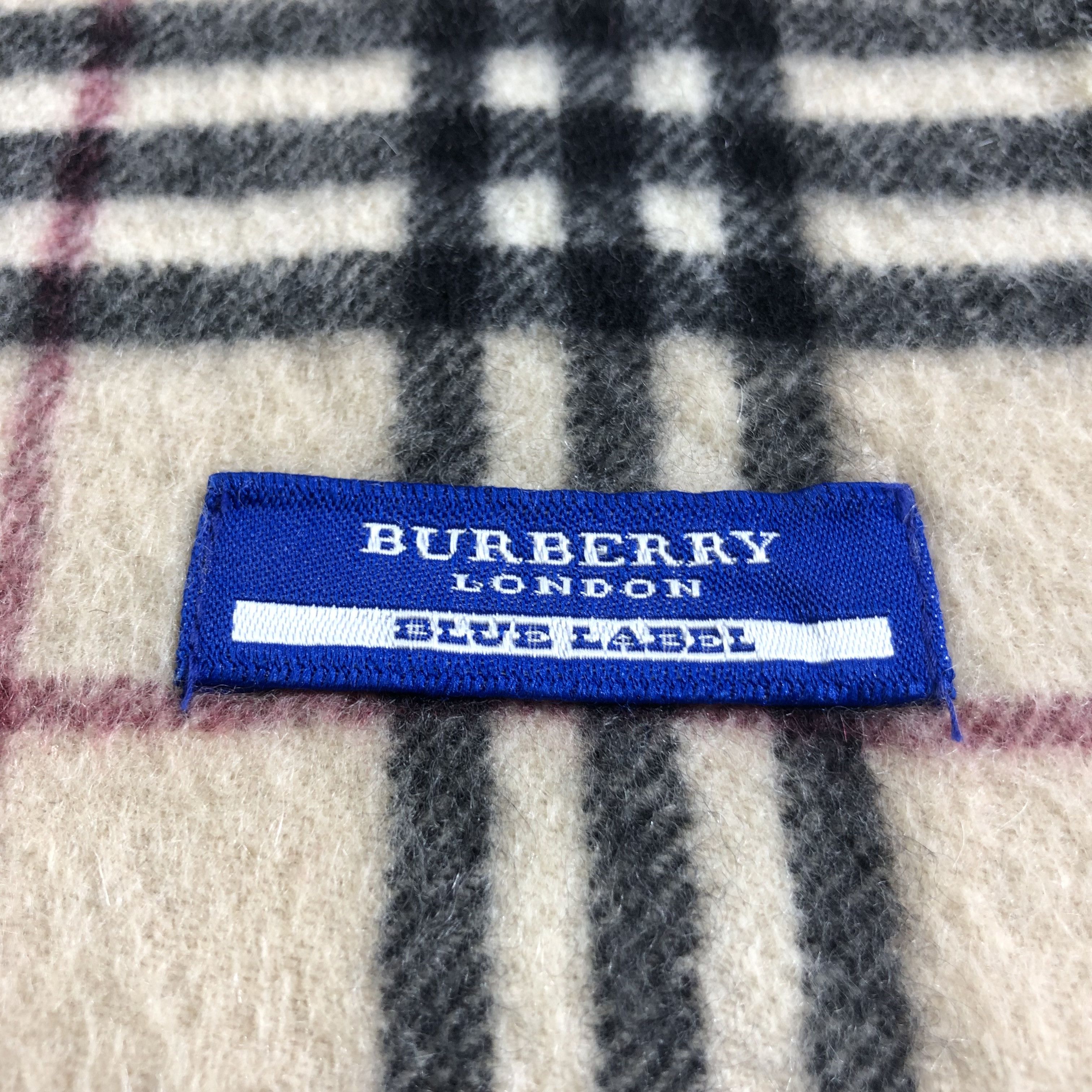 Burberry Burberrys Nova Check Angora Scarf Muffler Neckwear V2493 Size ONE SIZE - 4 Thumbnail