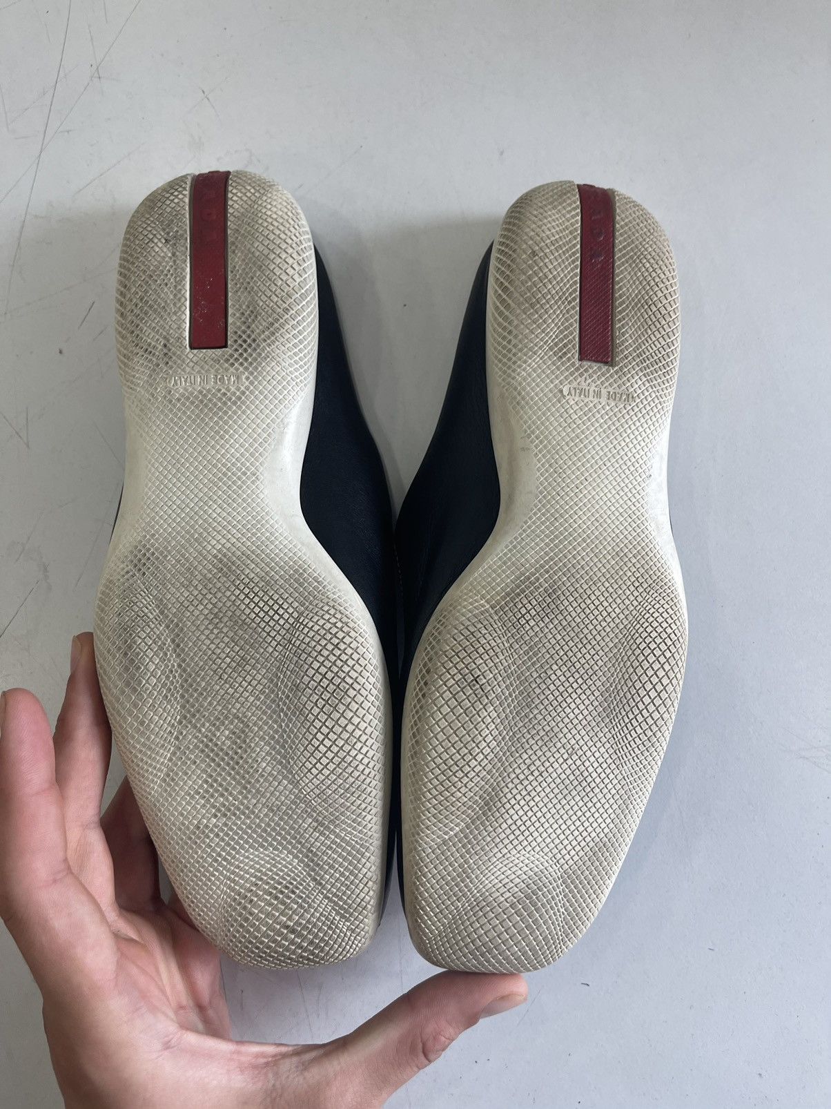 Designer × Prada × Vintage Prada 2000s vintage leather mules flats Size US 7 / IT 37 - 8 Thumbnail