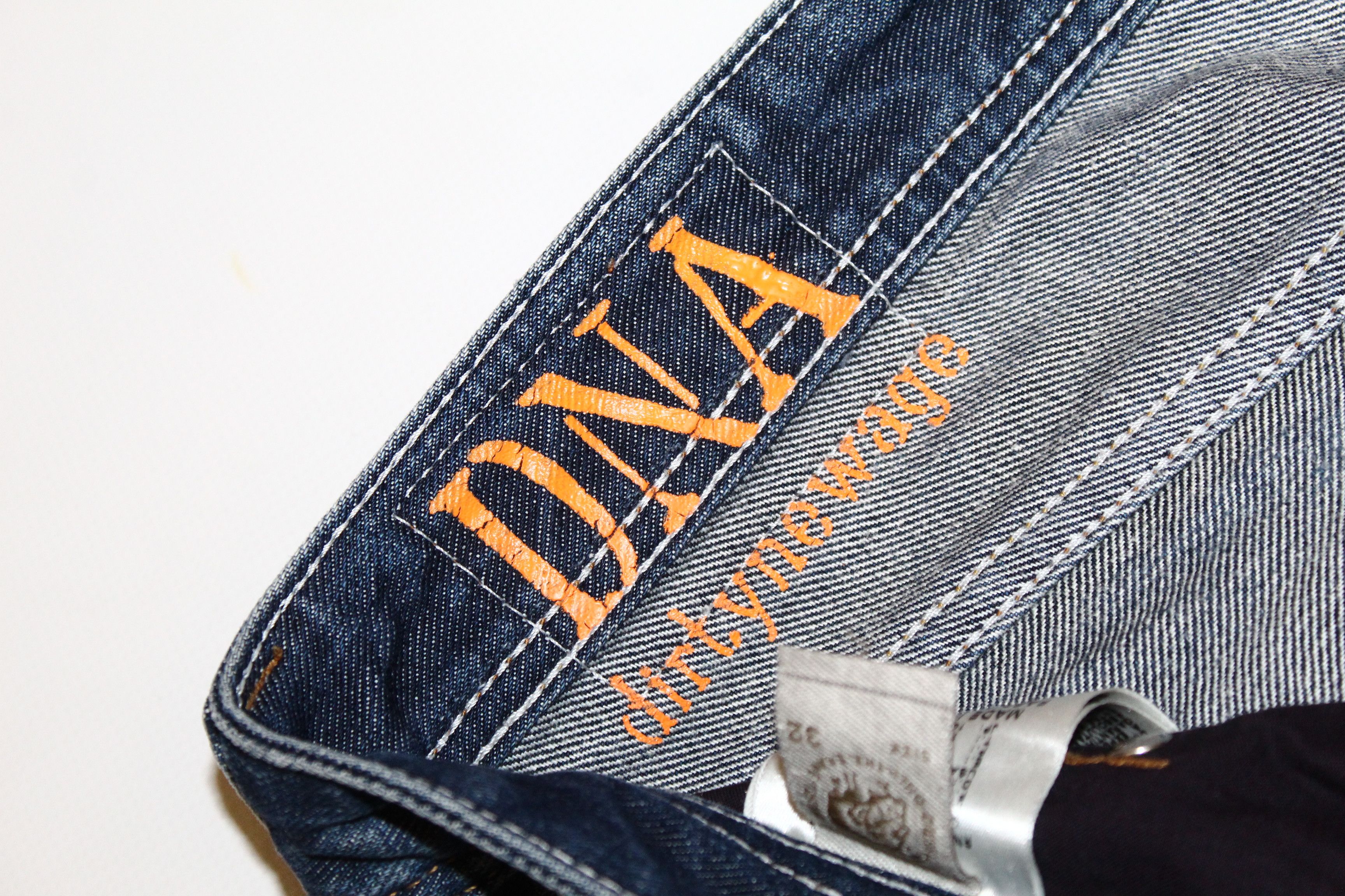 Diesel DIESEL D.N.A. Larkee Regular-Straight 008Y3 Distressed Jeans Size US 32 / EU 48 - 7 Thumbnail