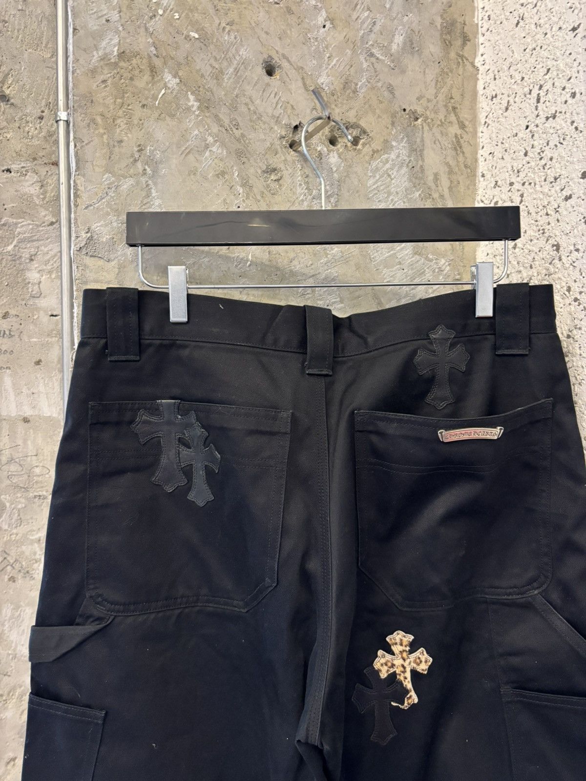 Chrome Hearts Chrome hearts chino Pants leopard patches Size US 34 / EU 50 - 6 Thumbnail