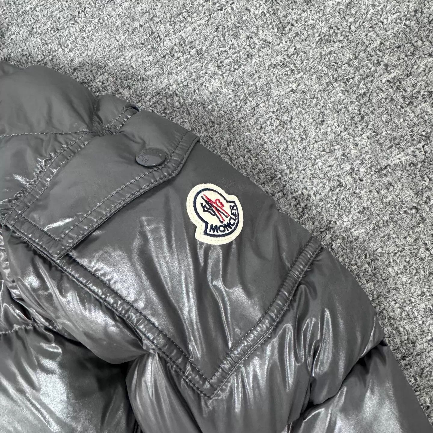 Moncler Moncler Maya Shiny Gray Hooded Down Jacket Size 3 Size US L / EU 52-54 / 3 - 5 Thumbnail
