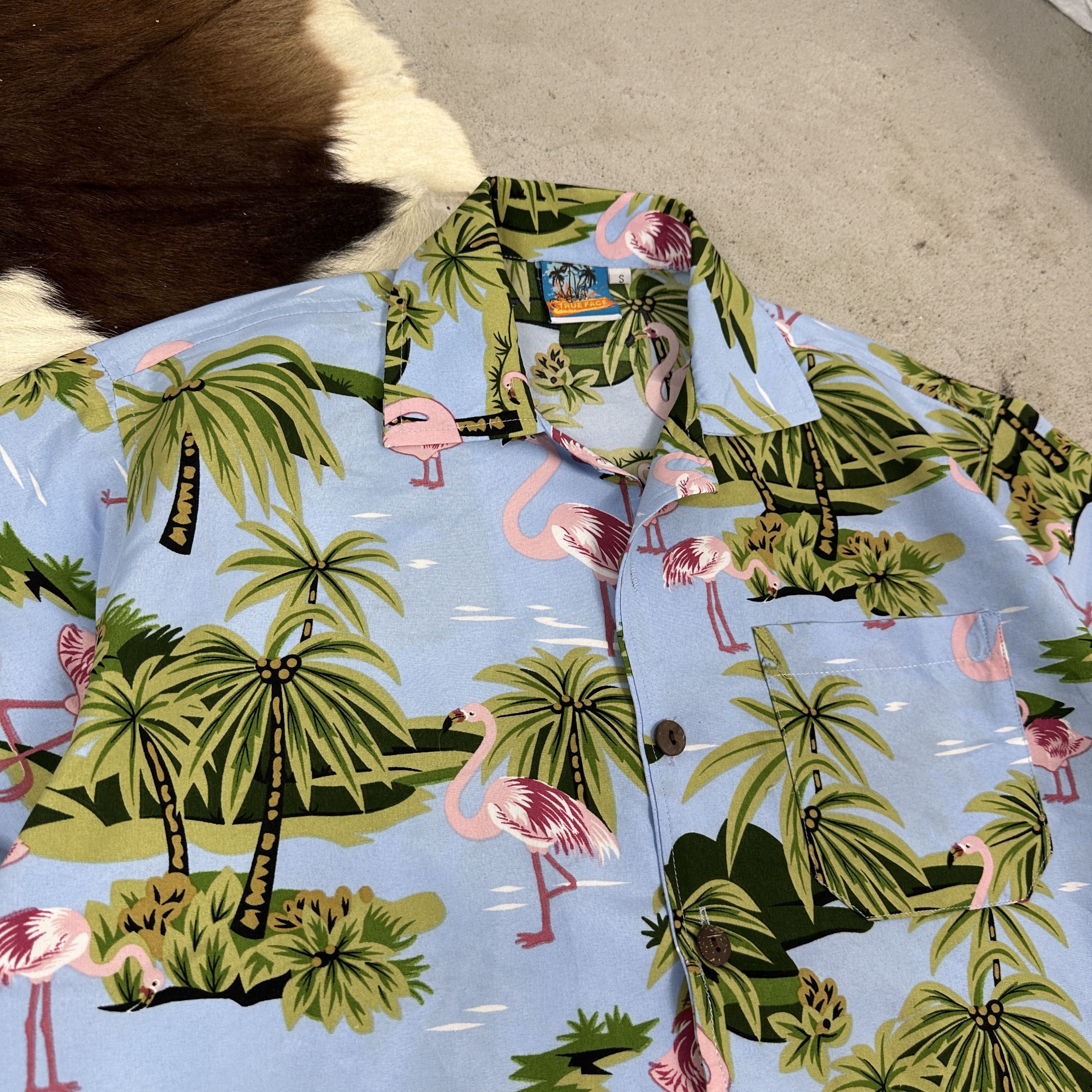 Vintage Vintage Streetwear Y2K Casual Summer Hawaiian Shirt Size US S / EU 44-46 / 1 - 2 Thumbnail