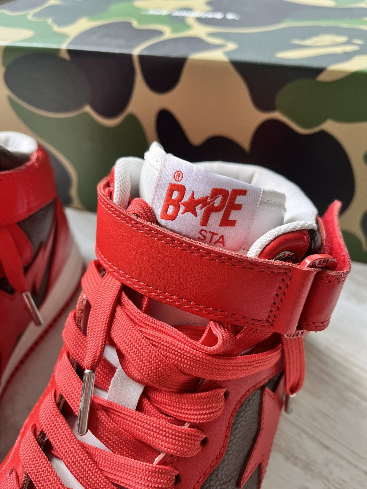 Bape A Bathing Ape Bape Sta Mid Red White Brown Sneakers US 10 Size US 10 / EU 43 - 10 Thumbnail