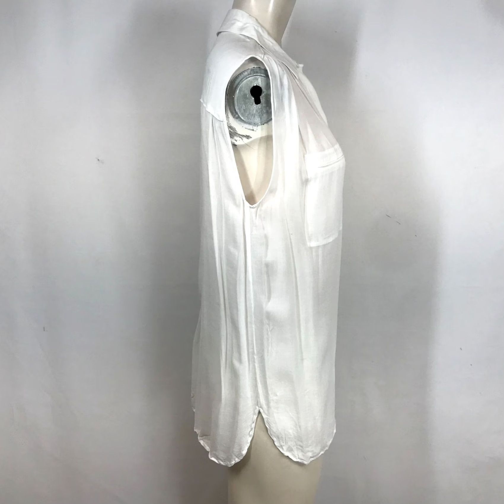 Vince Vince. WOMEN'S S Small WHITE Sleeveless Collared Button Tunic Top with Pockets Shirt Women S White Tunic Pockets Size S / US 4 / IT 40 - 4 Thumbnail