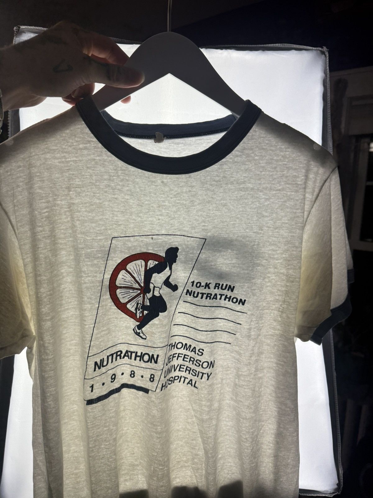 Vintage Vintage paper thing vintage tee 1980s single stitch Size US L / EU 52-54 / 3 - 1 Thumbnail