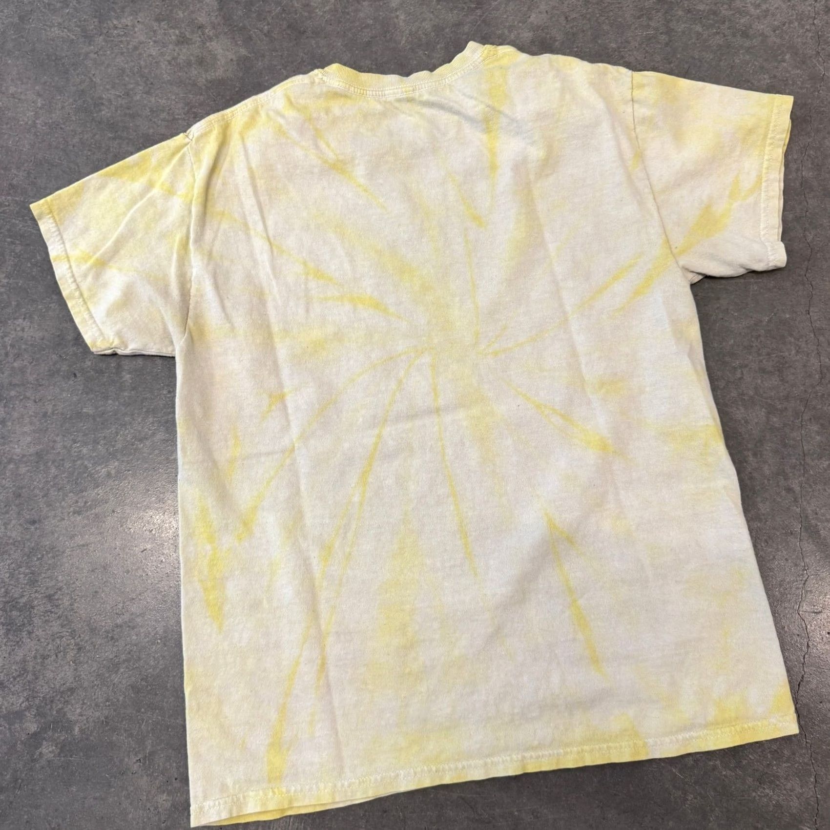 Vintage VINTAGE Y2K Los Angeles Lakers Tie Dye Mitchell & Ness Graphic Yellow Tee M Mens Size US M / EU 48-50 / 2 - 2 Thumbnail