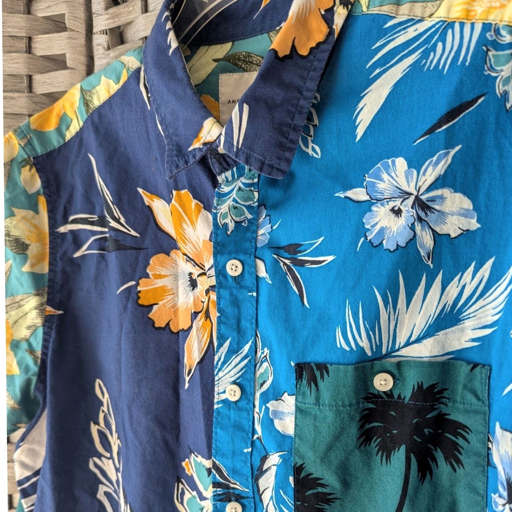 American Eagle Outfitters American Eagle Shirt Mens L Colorblock Tropical Floral Palm Tree Button Up Short Sleeve Size US L / EU 52-54 / 3 - 2 Thumbnail