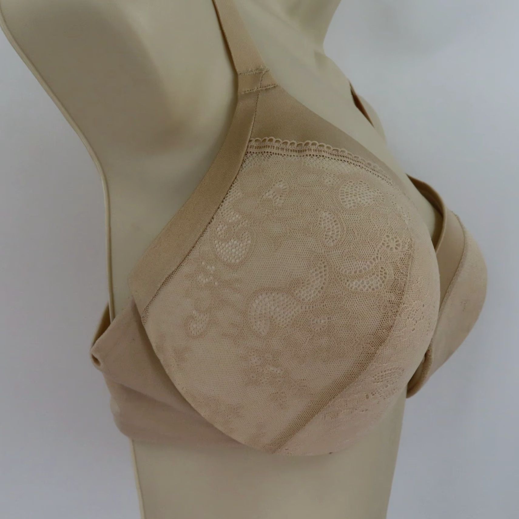 Vintage Maidenform Bra 38C Comfort Devotion Beige Underwire Padded T-Shirt Style 09436 Womens Size ONE SIZE - 2 Thumbnail