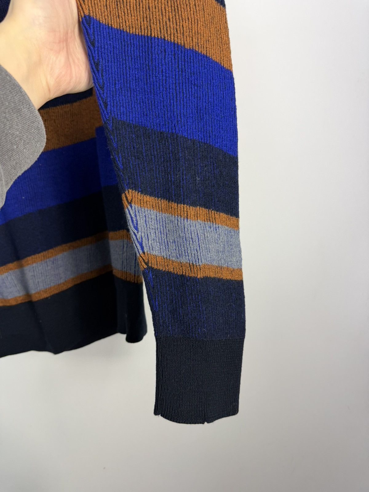 Acne Studios Beautiful Women's Sweater by Acne Studios with Large Stripes Size S / US 4 / IT 40 - 4 Thumbnail