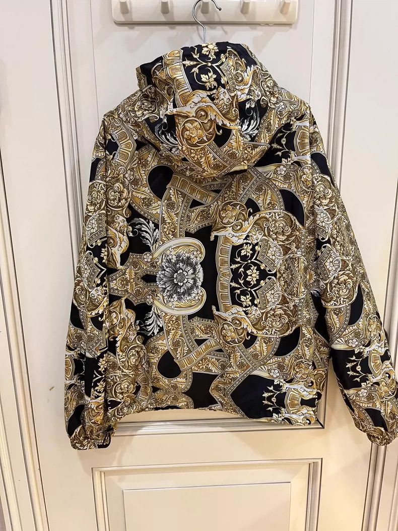 Versace Versace Gold baroque print hooded coat Size US M / EU 48-50 / 2 - 6 Thumbnail