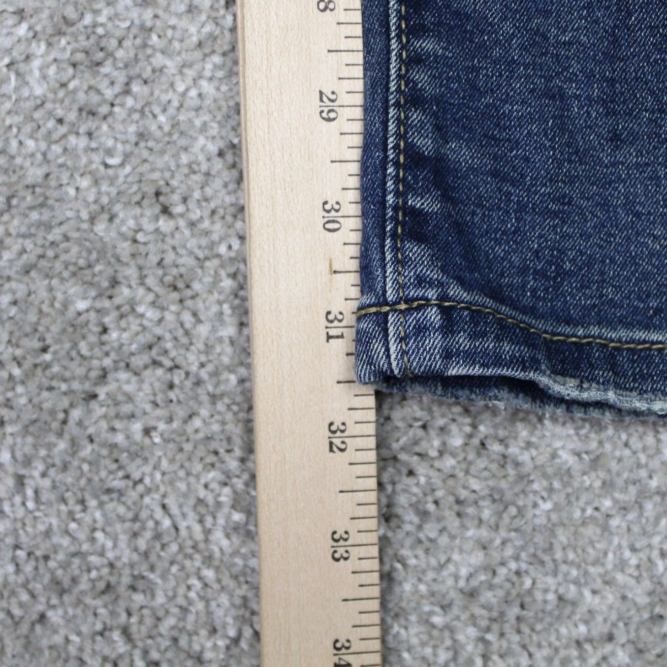 Vintage Bleecker & Mercer Jeans Men 34x32 Blue Slim Distressed Stretch Denim Straight Leg 5-Pocket Size US 34 / EU 50 - 4 Thumbnail