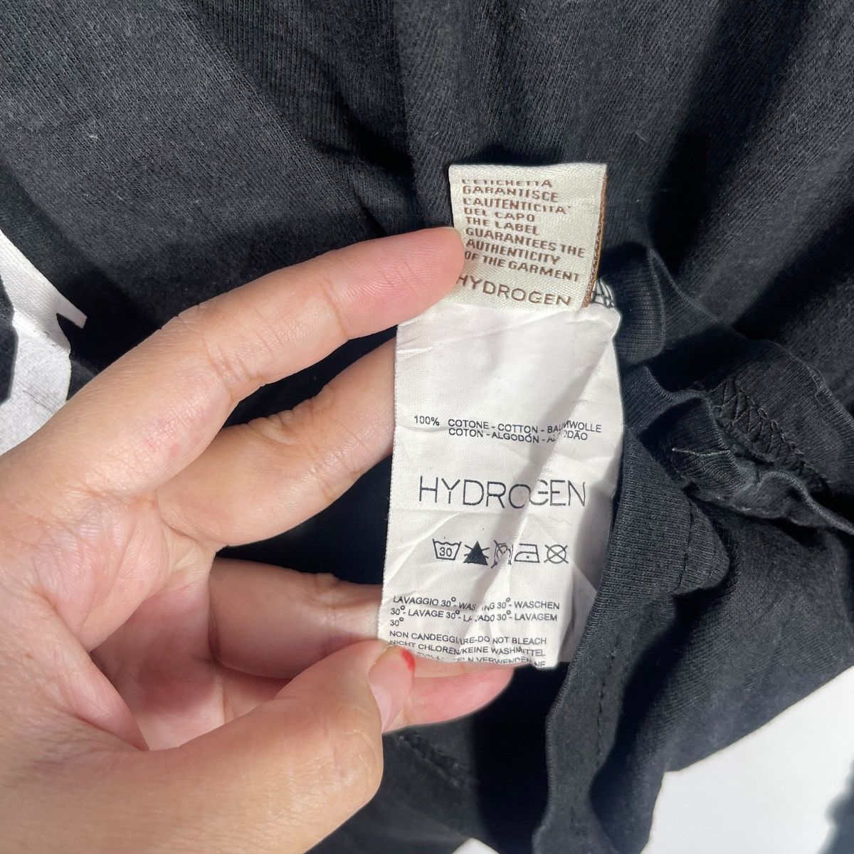 Vintage Hydrogen “Luxury” Skull Long Sleeve Tee | Italian Streetwear Size US L / EU 52-54 / 3 - 8 Thumbnail