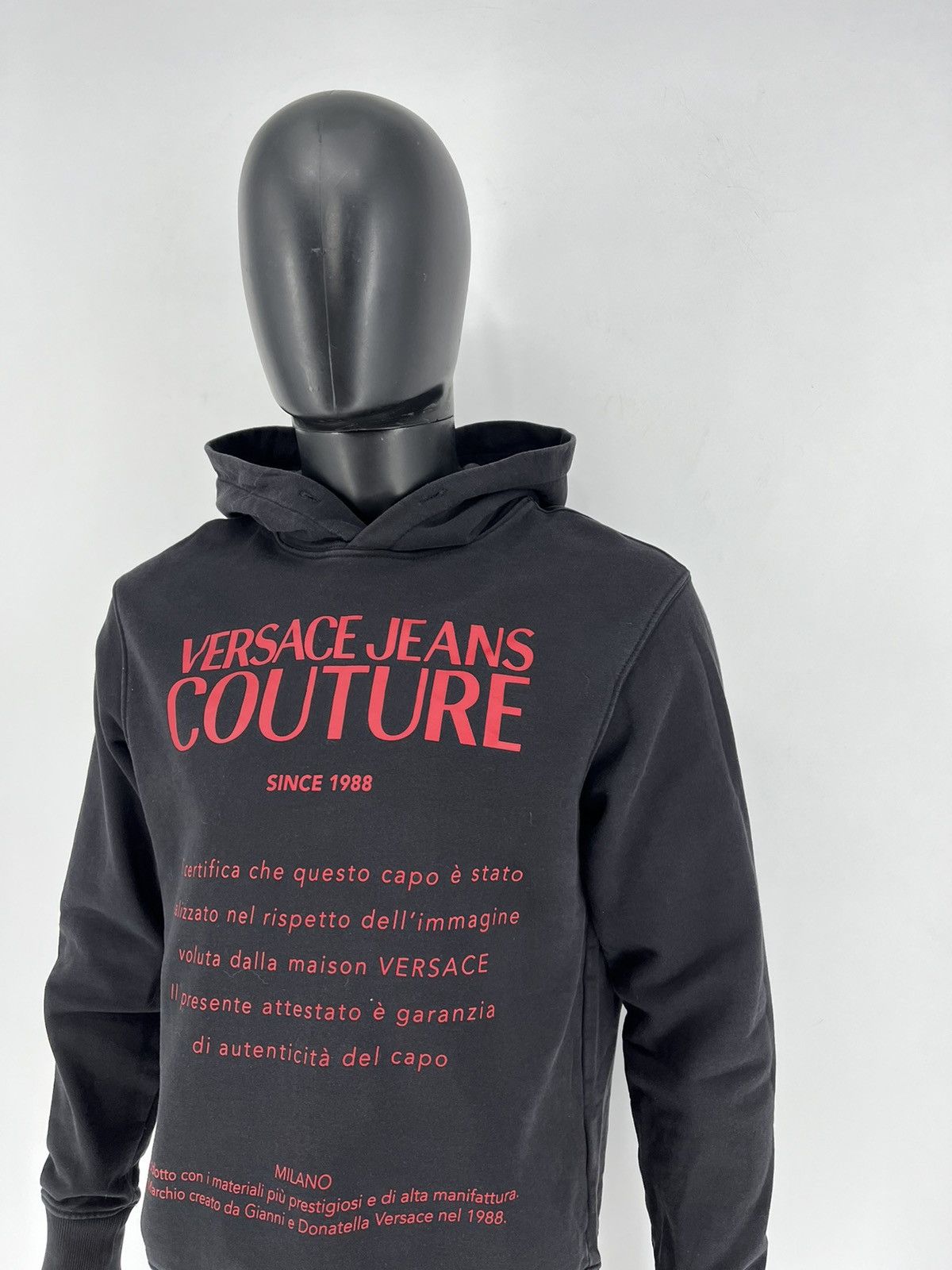 Versace Jeans Couture × Vintage Versace Jeans Couture Men's Black Red Logo Hooded Sweatshirt Size US S / EU 44-46 / 1 - 4 Thumbnail