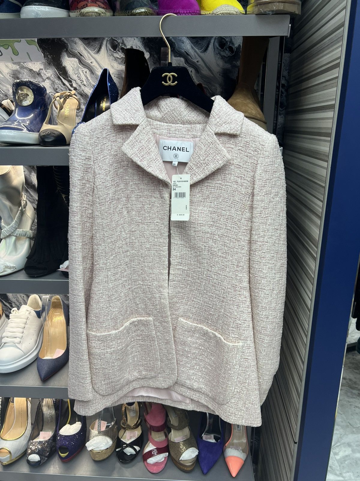Chanel Channel Tweed Blazer Light Pink Size XS / US 0-2 / IT 36-38 - 1 Thumbnail