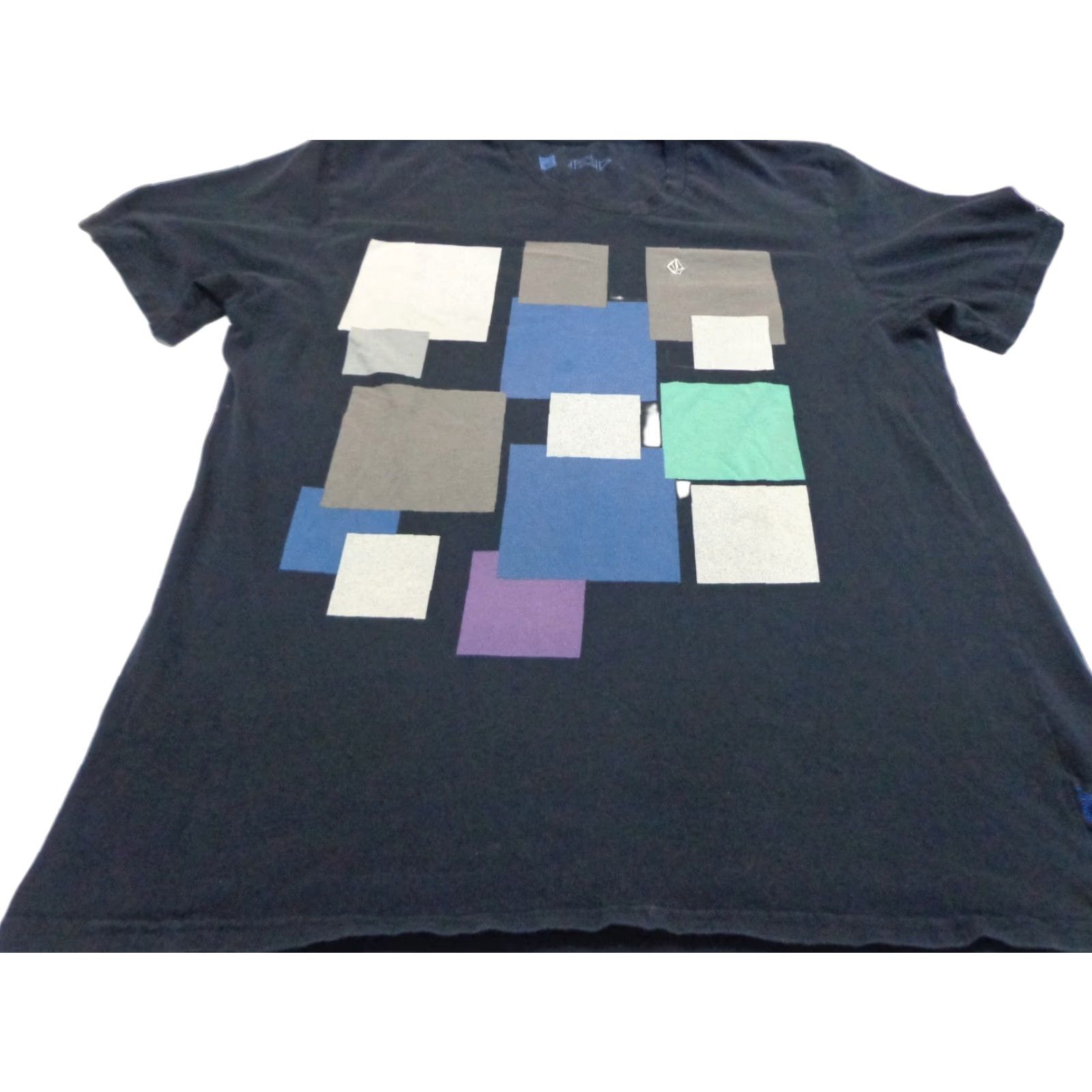 Volcom **Volcom Black T-Shirt Size XL** User: **Volcom Black T-Shirt Size XL** Size US XL / EU 56 / 4 - 1 Thumbnail