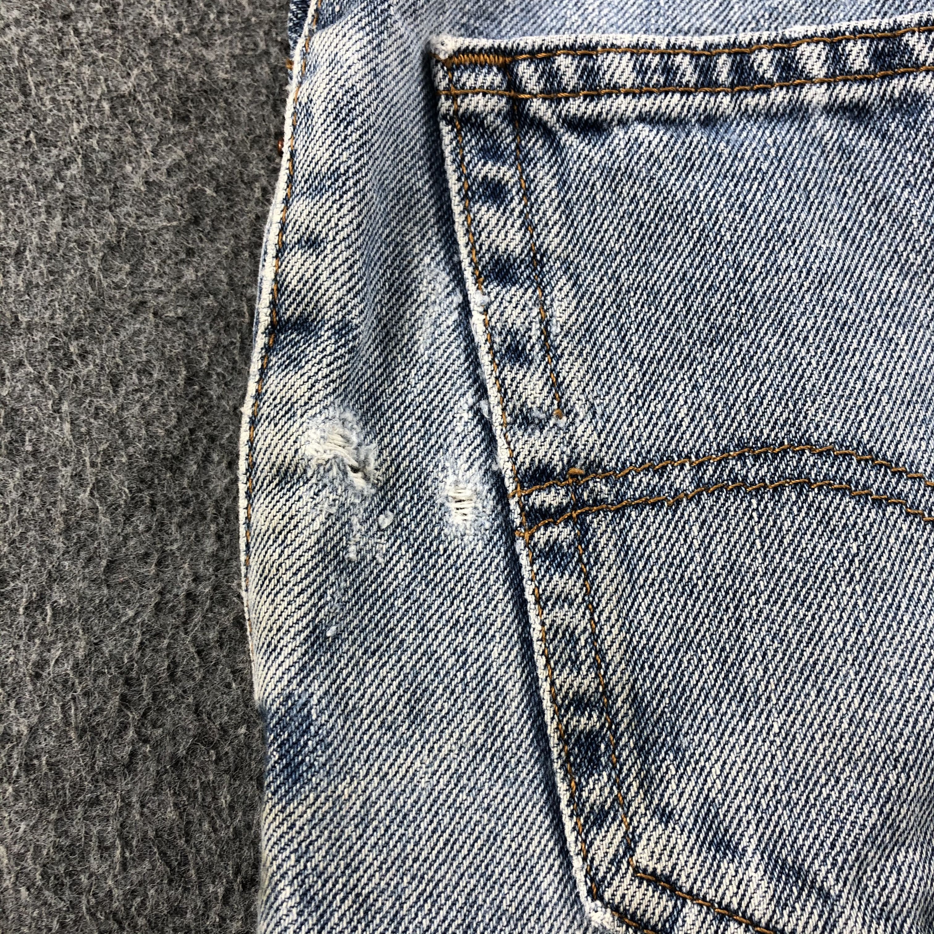 Levi's Dirty Wash Vintage Levis 550 Jeans Distressed Denim-J923 Size US 39 - 7 Thumbnail