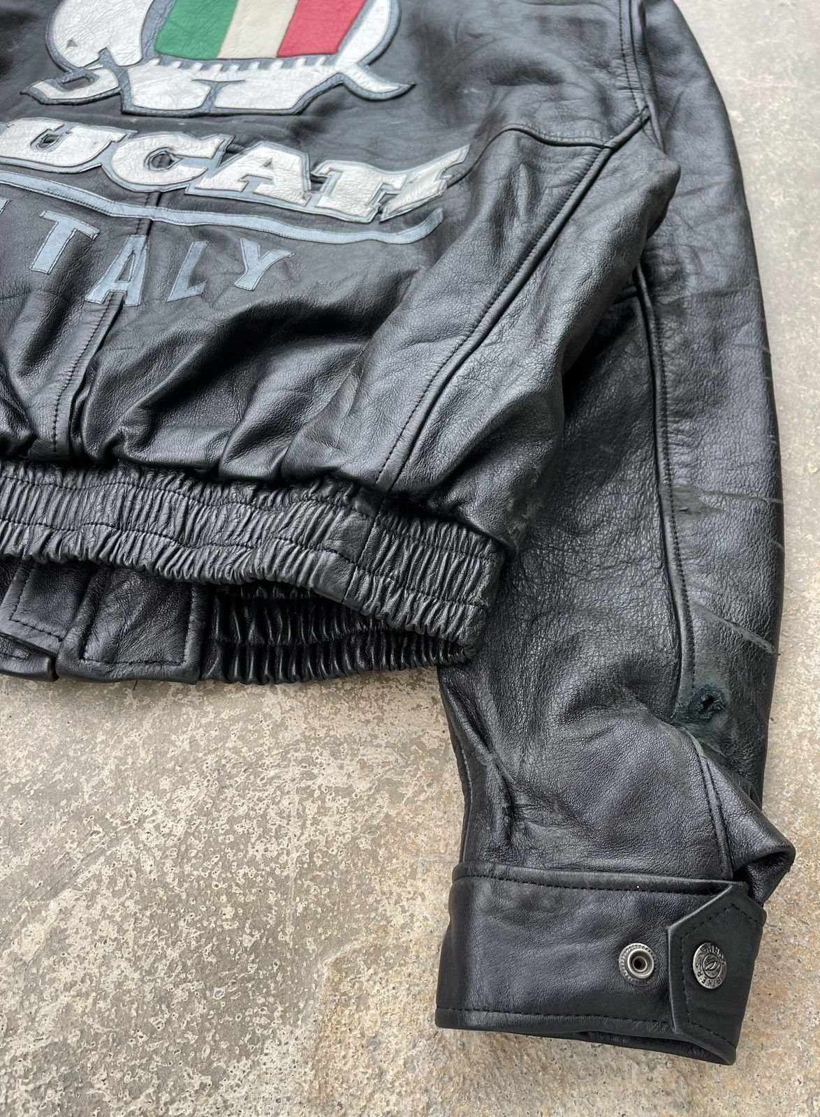 Ducati × Kadoya 🔥RARE🔥 DUCATI ITALY BY KADOYA GENUINE LEATHER RAIDER JACKET Size US M / EU 48-50 / 2 - 14 Thumbnail