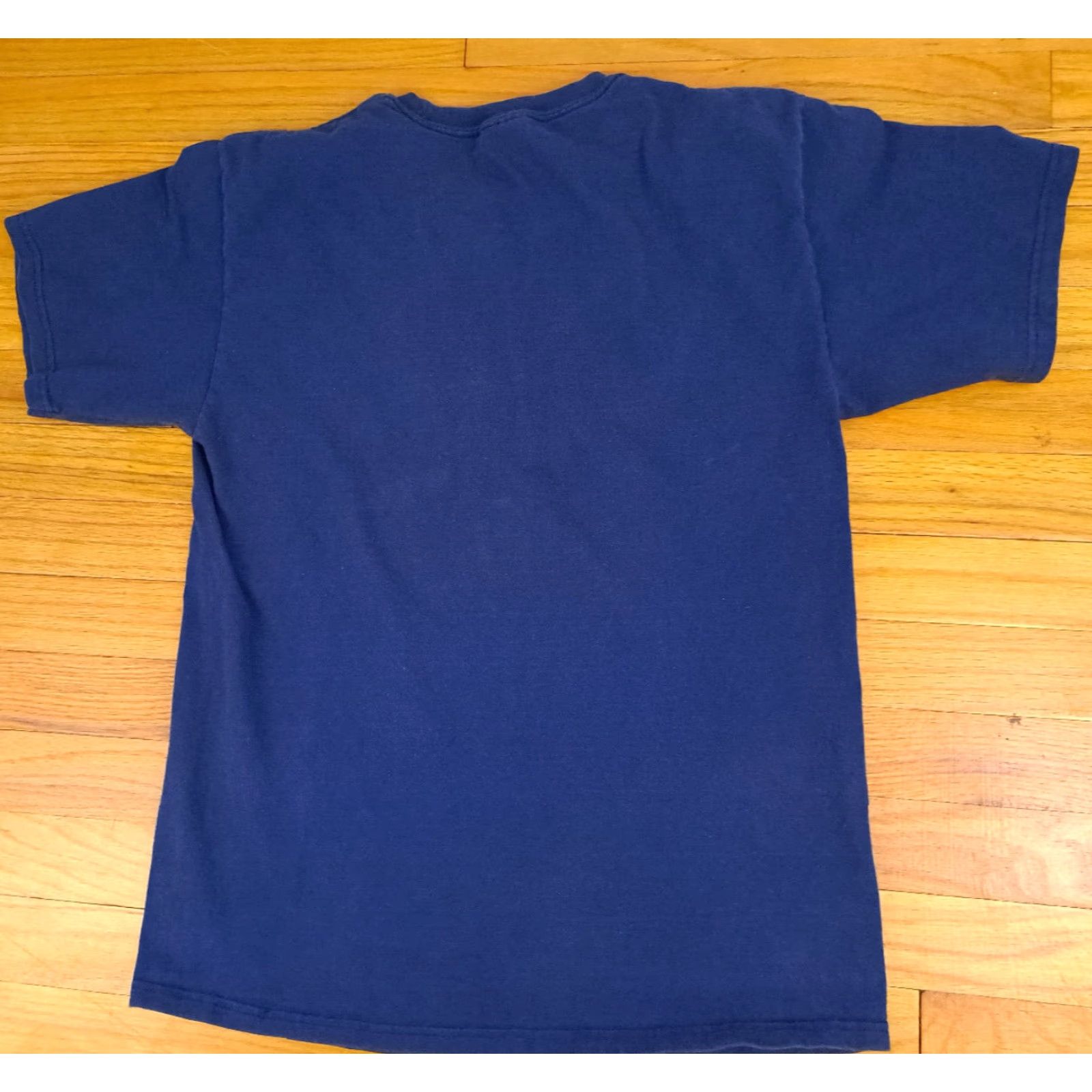 Hanes Hanes Tap Out Classic Heavyweight T-Shirt Blue M Short Sleeve Unisex Adults Graphic Print Shirt Mens Womens Size US M / EU 48-50 / 2 - 4 Thumbnail