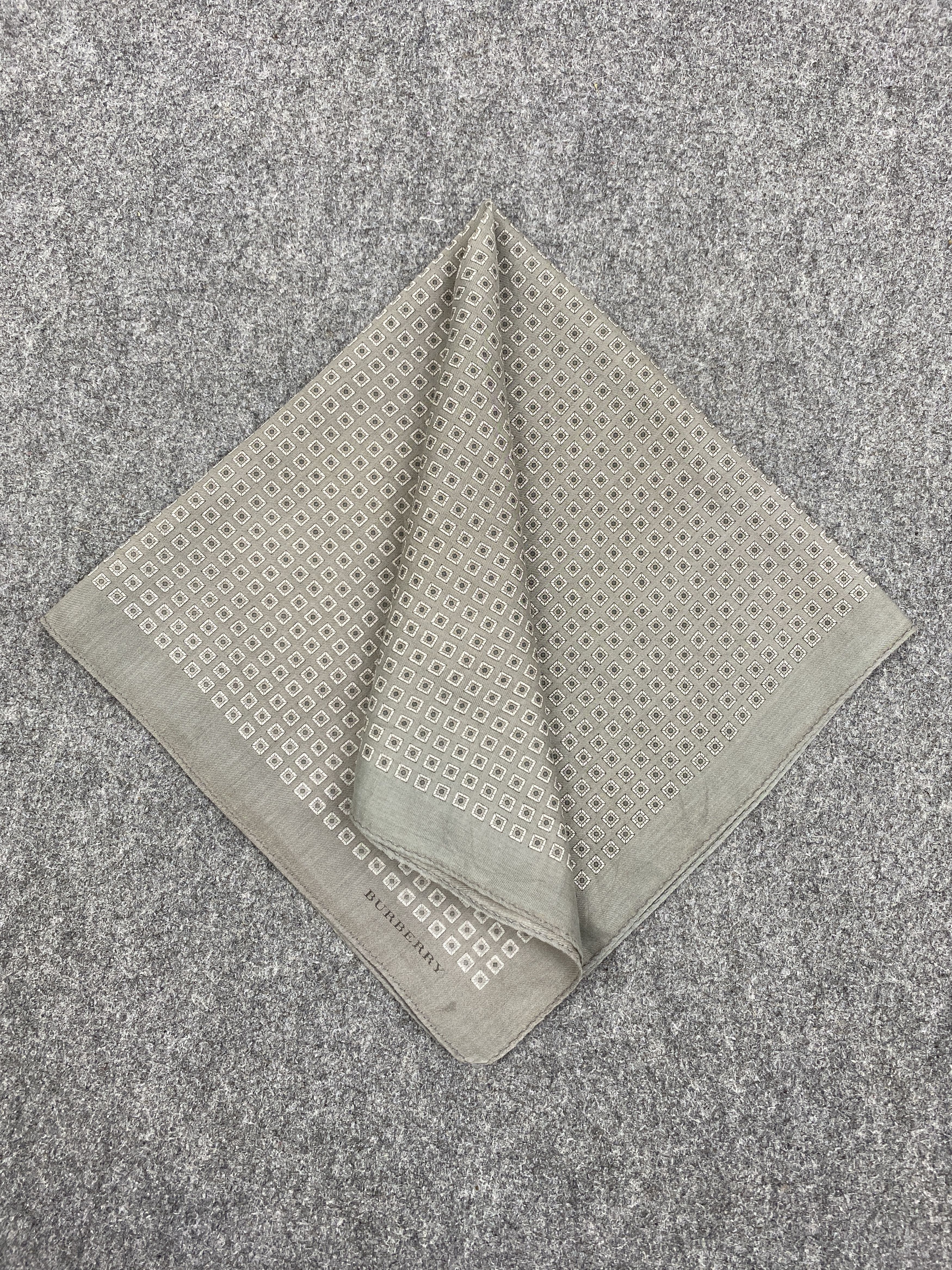 Burberry Burberry Handkerchief / Bandana / Neckerchief HKC0424 Size ONE SIZE - 3 Thumbnail